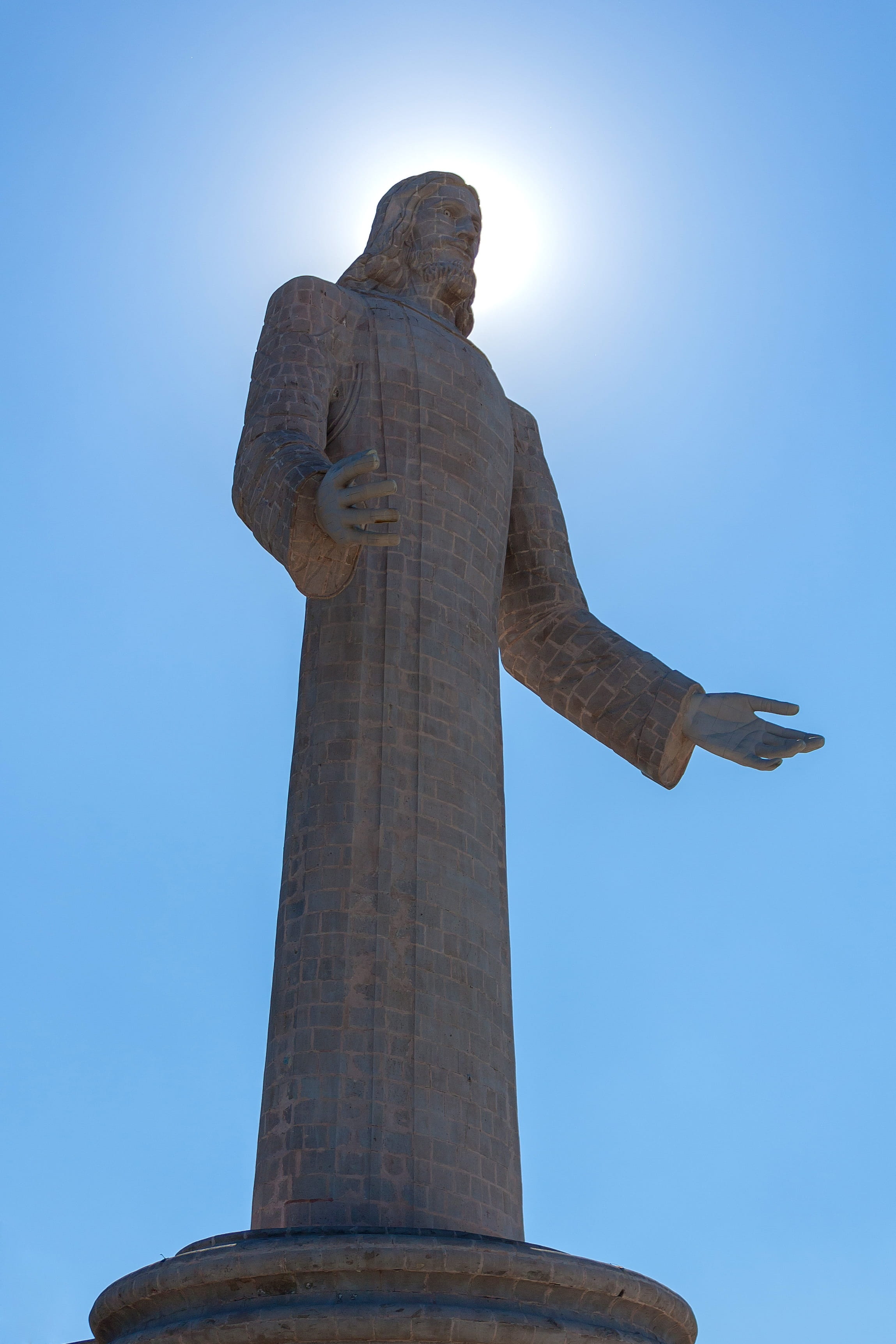 pray, priest, clear sky, sculpture, art and craft, god, human representation, pastor, méxico, architecture, no people, day, sun, 2K, love, redeemer, faith, Phone HD Wallpaper