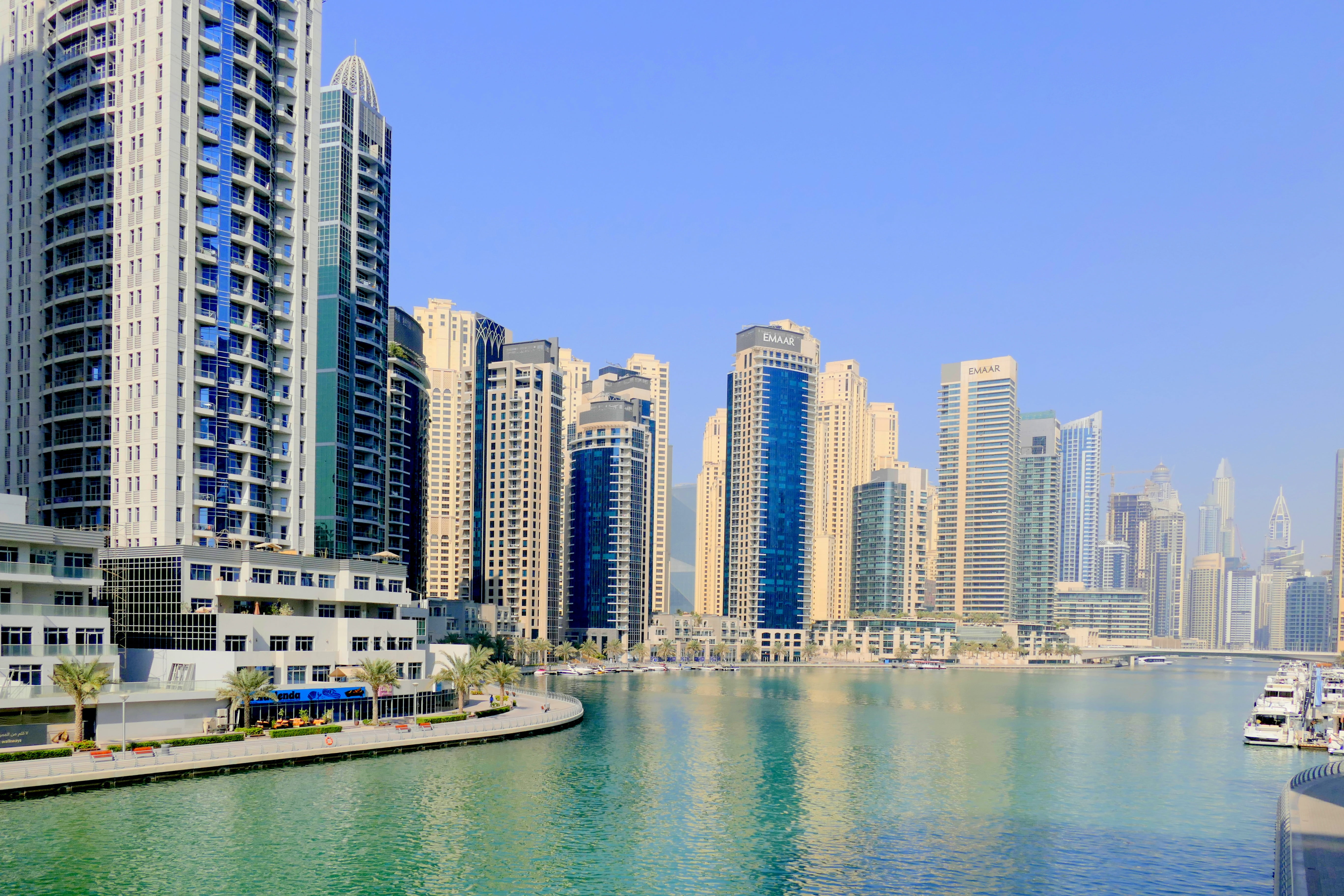 skyline, urban Scene, downtown district, marina, luxury, urban Skyline, united Arab Emirates, waterfront, arabia, no people, clear sky, cityscape, transportation, HD Wallpaper