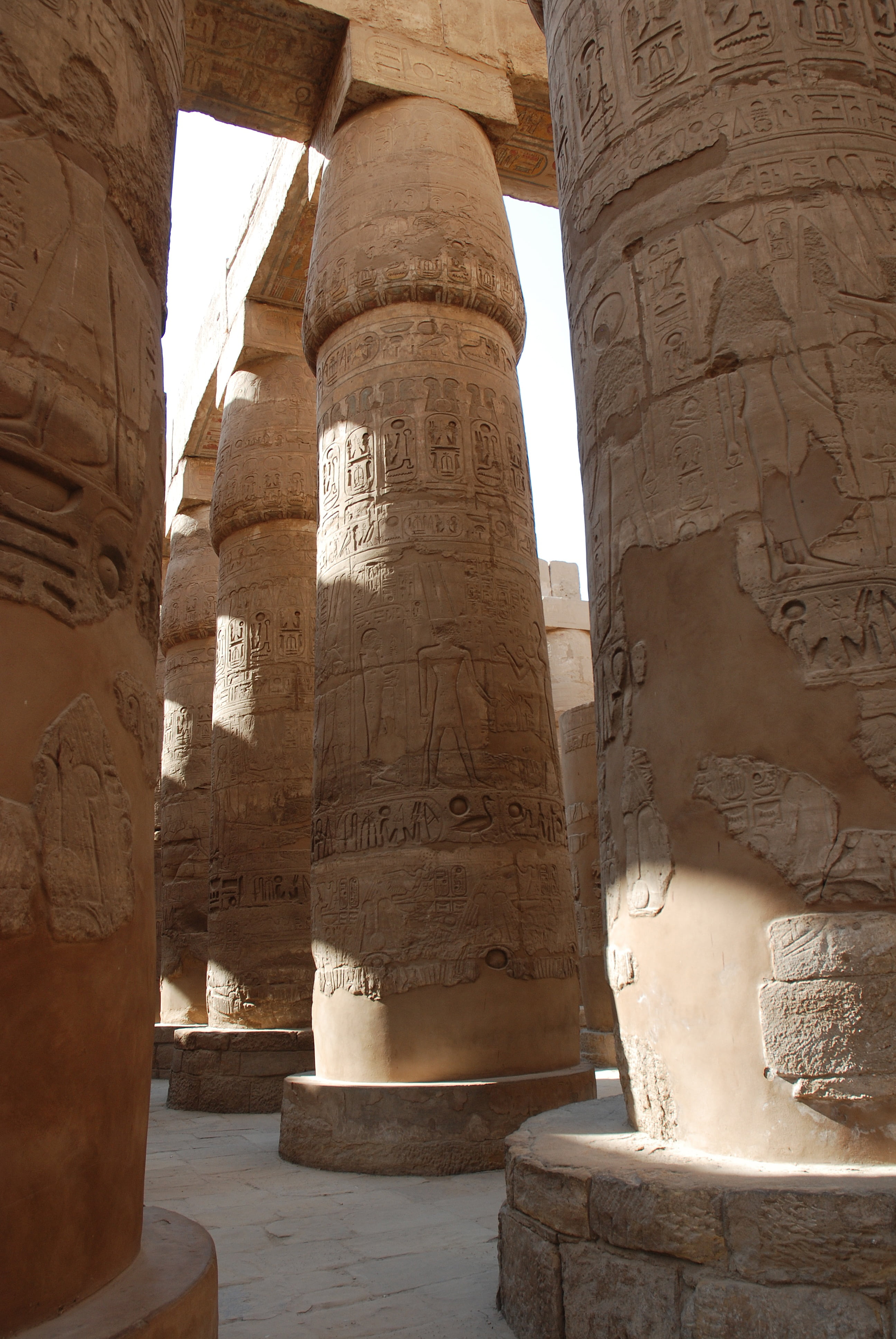 outdoors, old ruin, no people, egypt, columns, architectural Column, place of worship, historical, belief, ancient, entrance, history, pharaoh, religion, Phone HD Wallpaper