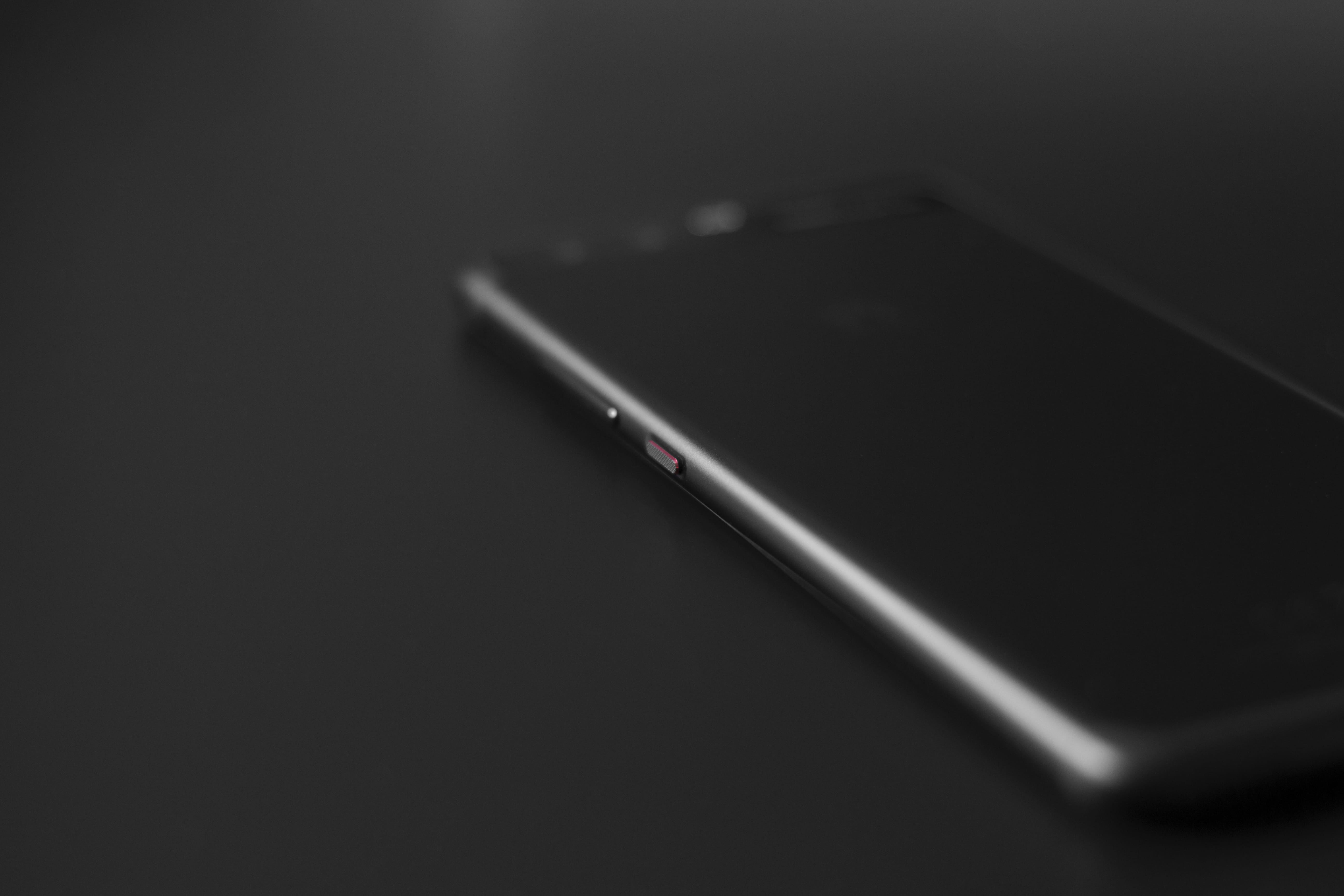 dark, office supply, close-up, connection, pink, huawei, no people, copy space, two objects, selective focus, indoors, side view, black, electronic, black white, HD Wallpaper