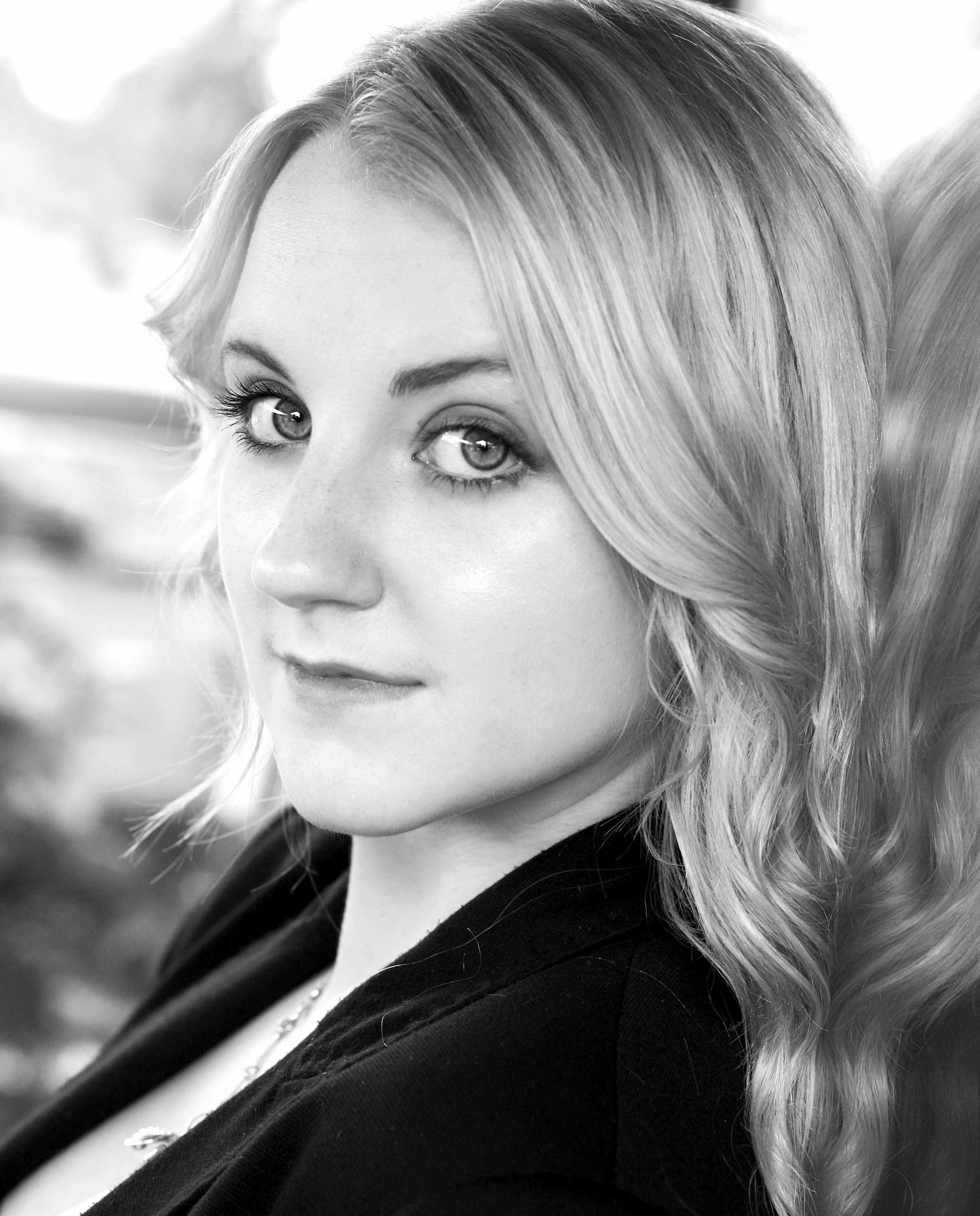 hairstyle, close-up, 1080P, human face, looking at camera, happiness, hair, smiling, Evanna Lynch, beautiful people, blond hair, actress, beauty, young adult, Phone HD Wallpaper