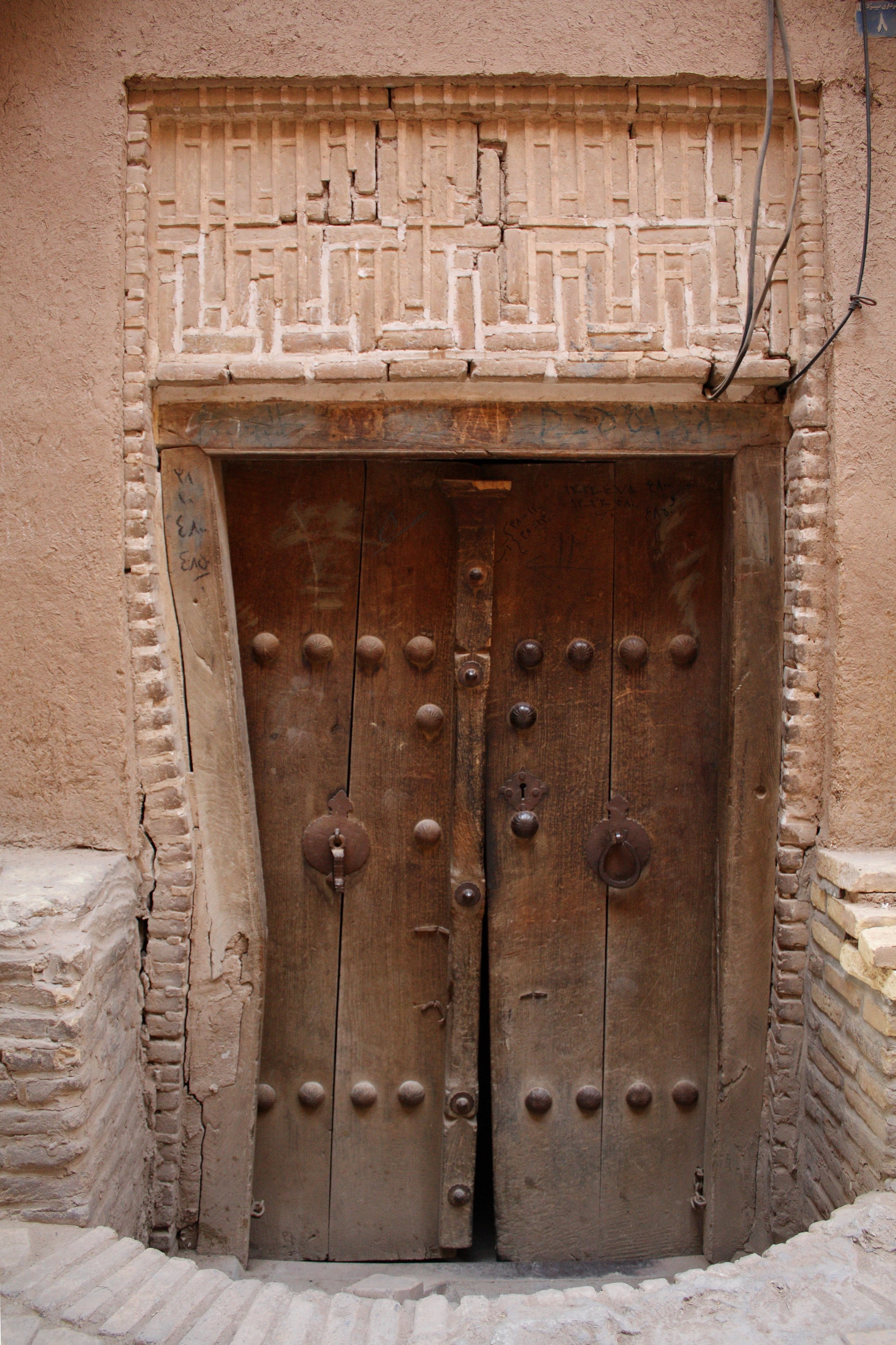 protection, yazd, old, wall, mud house, safety, wall - building feature, wood - material, closed, architecture, no people, built structure, house, dřevěnné doors, Phone HD Wallpaper