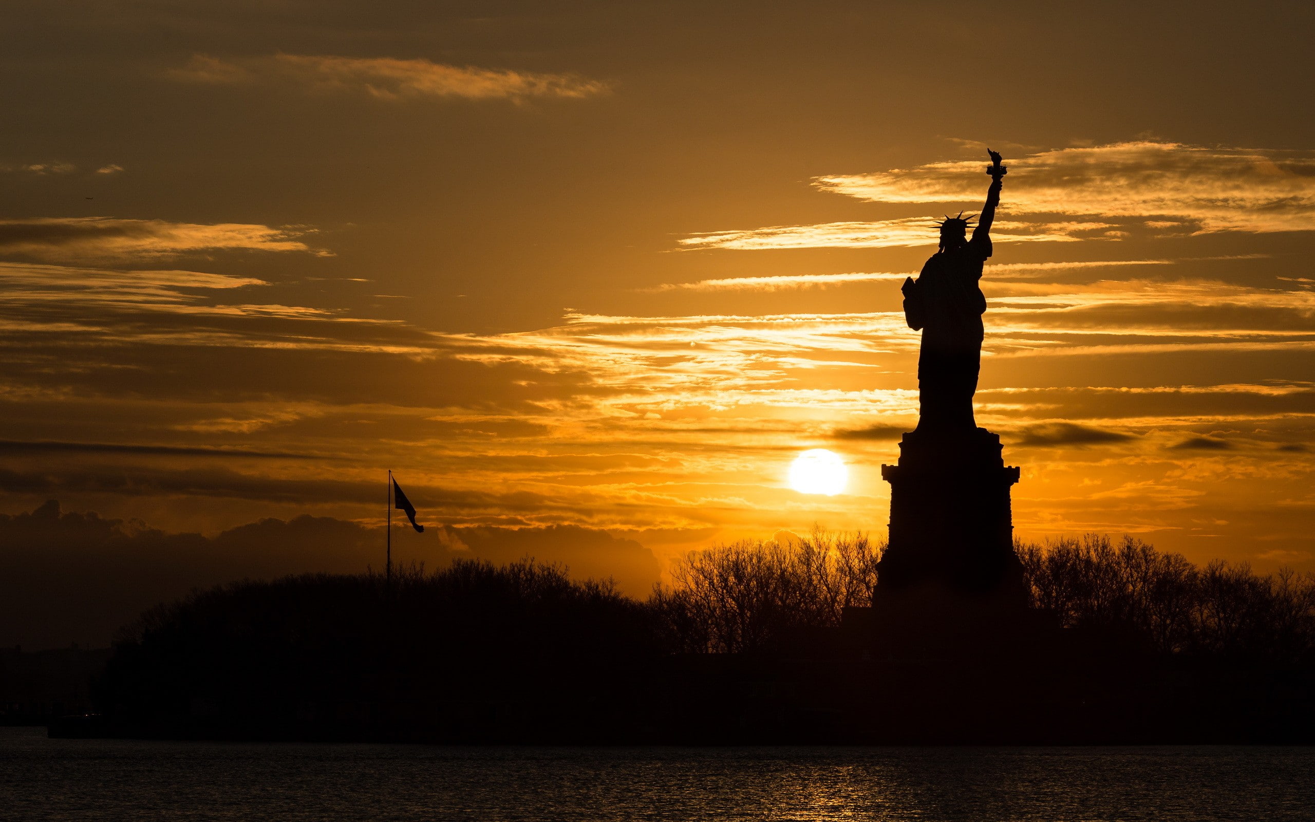silhouette, beauty in nature, sculpture, nature, 2K, sky, sunset, freedom, outdoors, travel destinations, statue, female likeness, representation, scenics - nature, HD Wallpaper