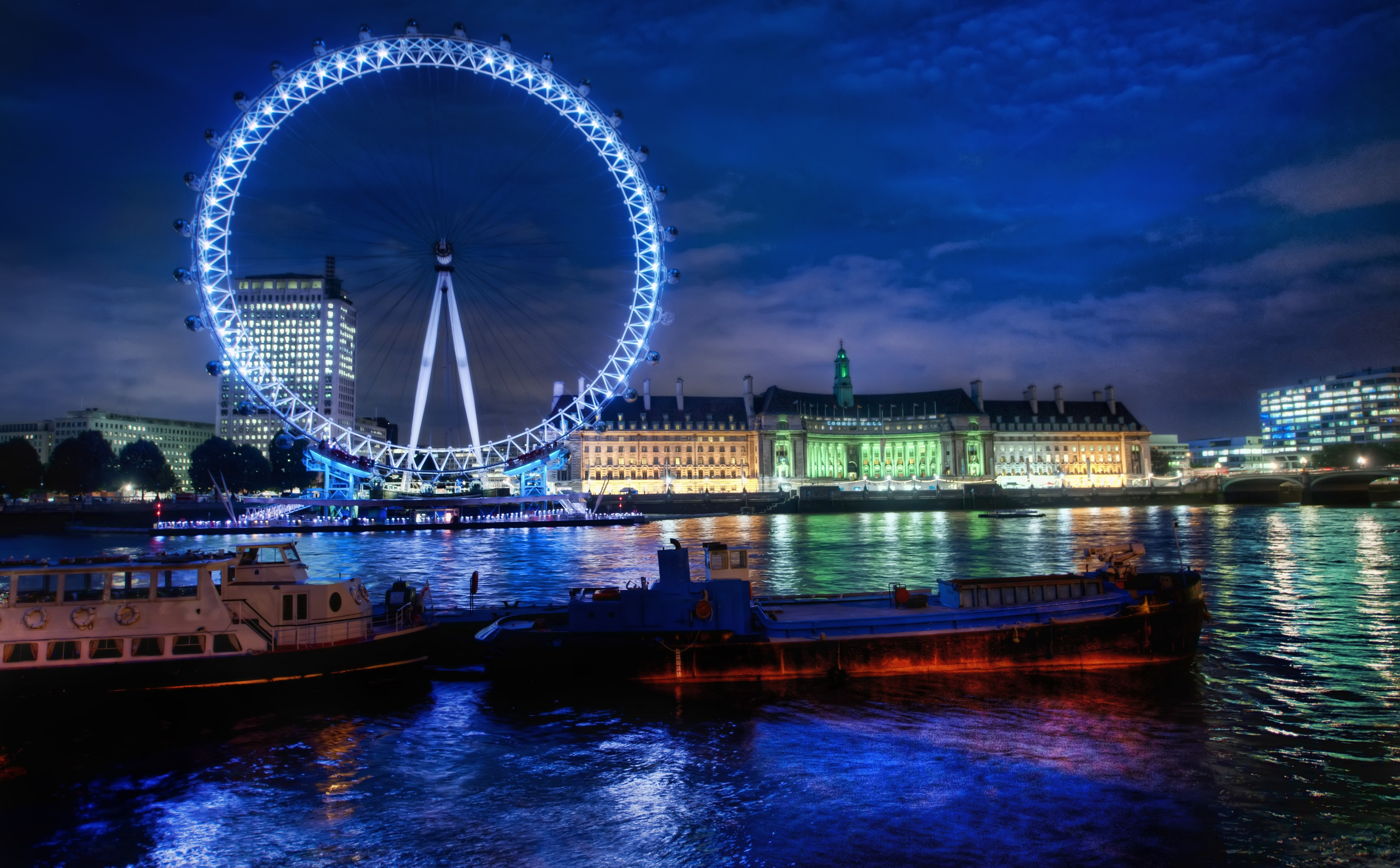 boats, ferris wheel, 5K, cloud - sky, arts culture and entertainment, Londo Eye, cityscape, United Kingdom, london, amusement park ride, city, River, no people, HD Wallpaper