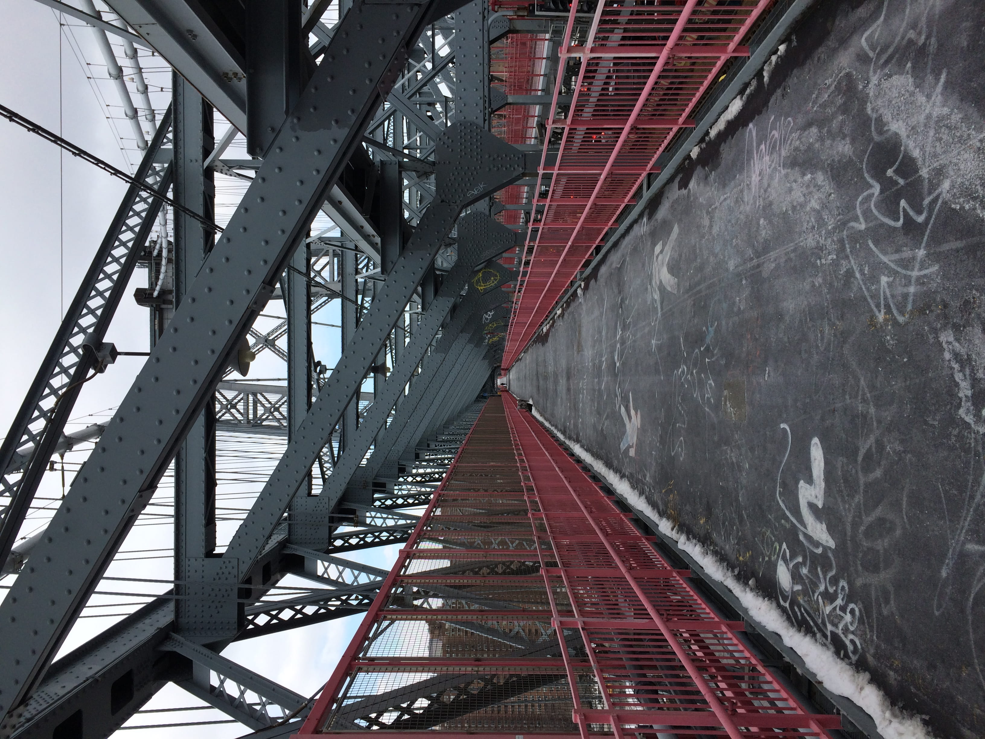 rail transportation, built structure, architecture, new york, iron - metal, williamsburg bridge, city, no people, travel, railing, 2K, brooklyn, transportation, HD Wallpaper