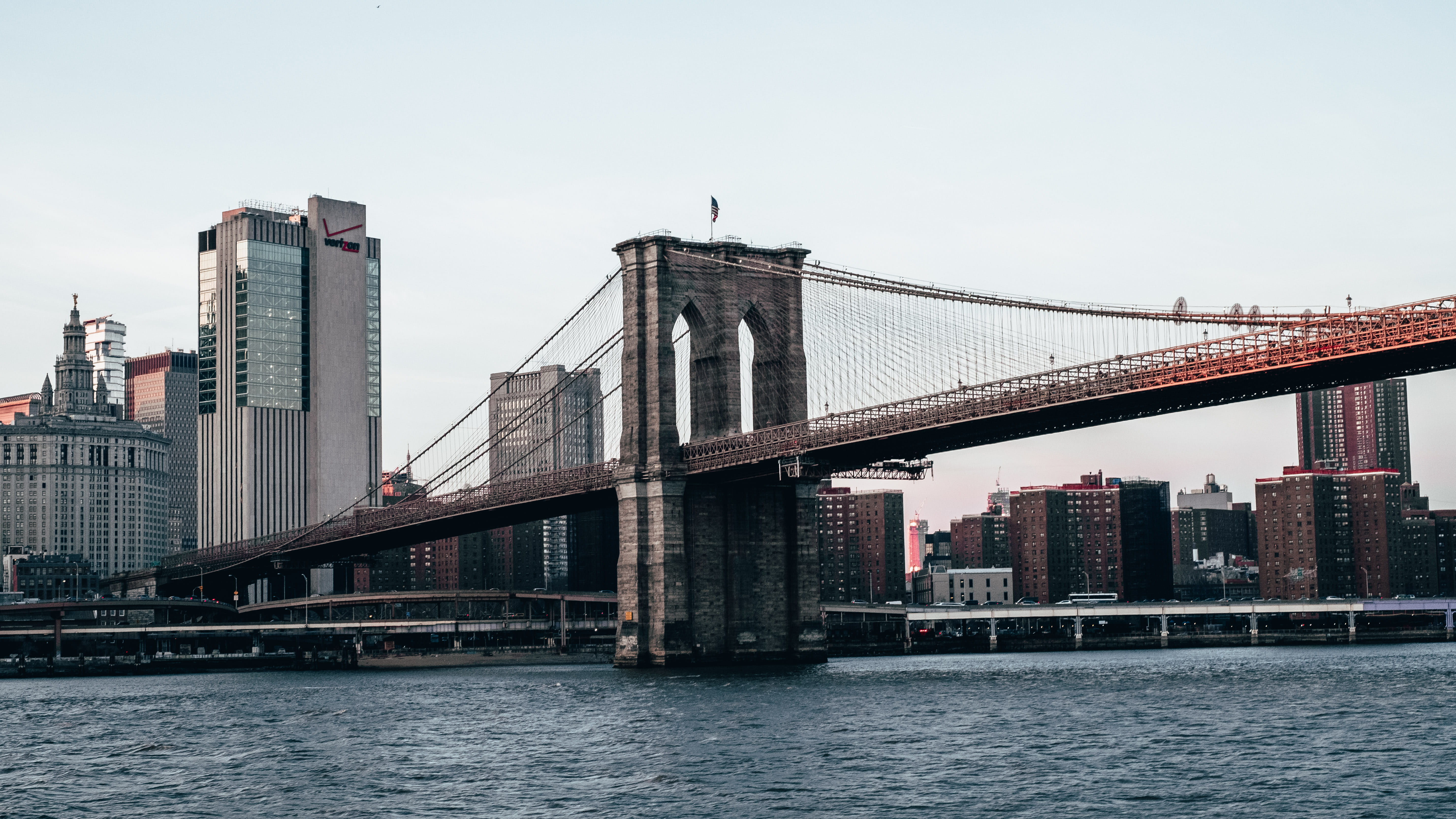 built structure, brooklyn, bridge - man made structure, suspension bridge, williamsburg, new york, building, sky, outdoors, building exterior, waterfront, HD Wallpaper