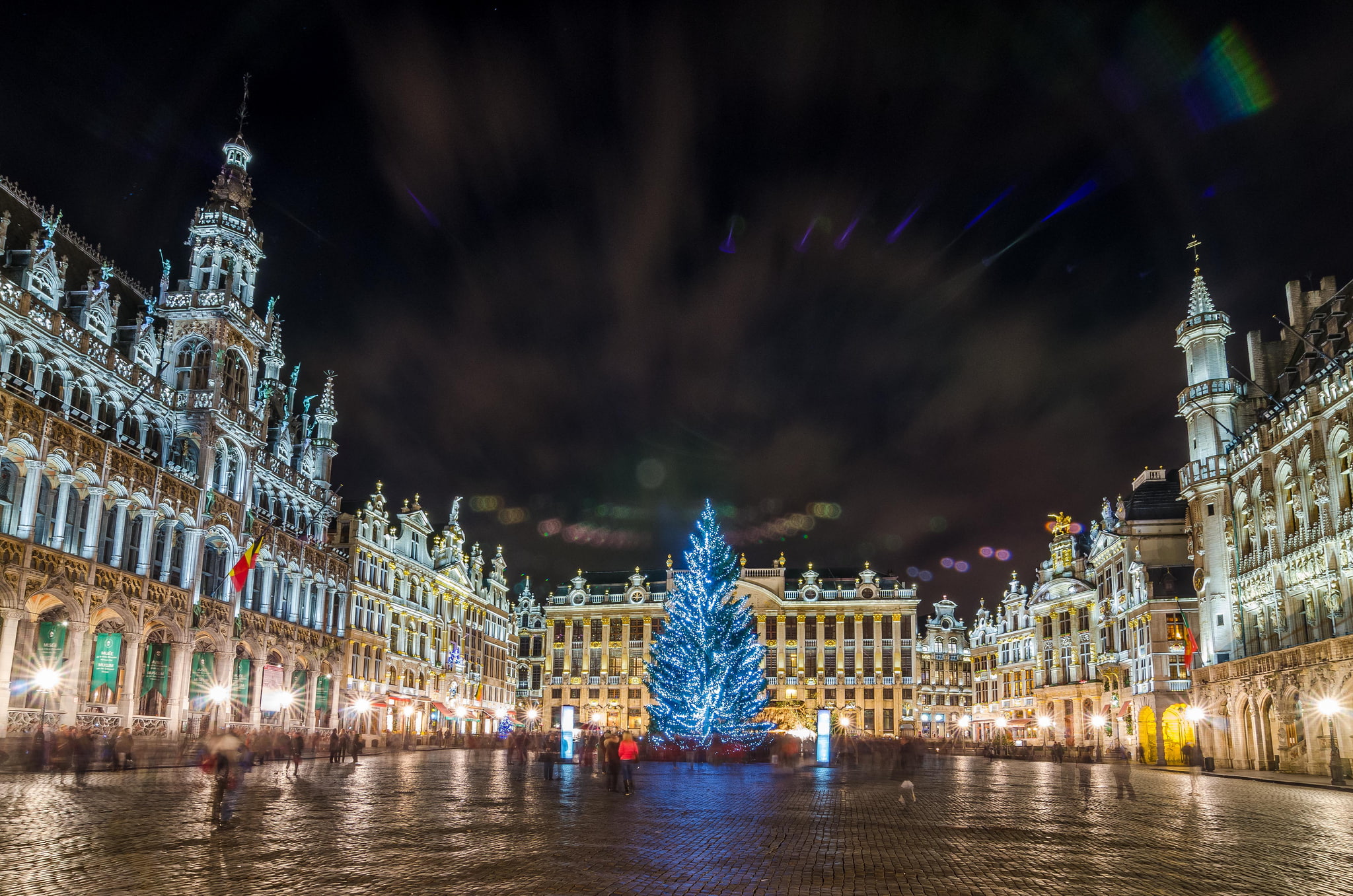 water, Grand Place, city, lights, white, decoration, building exterior, illuminated, celebration, night, 1080P, christmas tree, nature, Brussels, architecture, HD Wallpaper