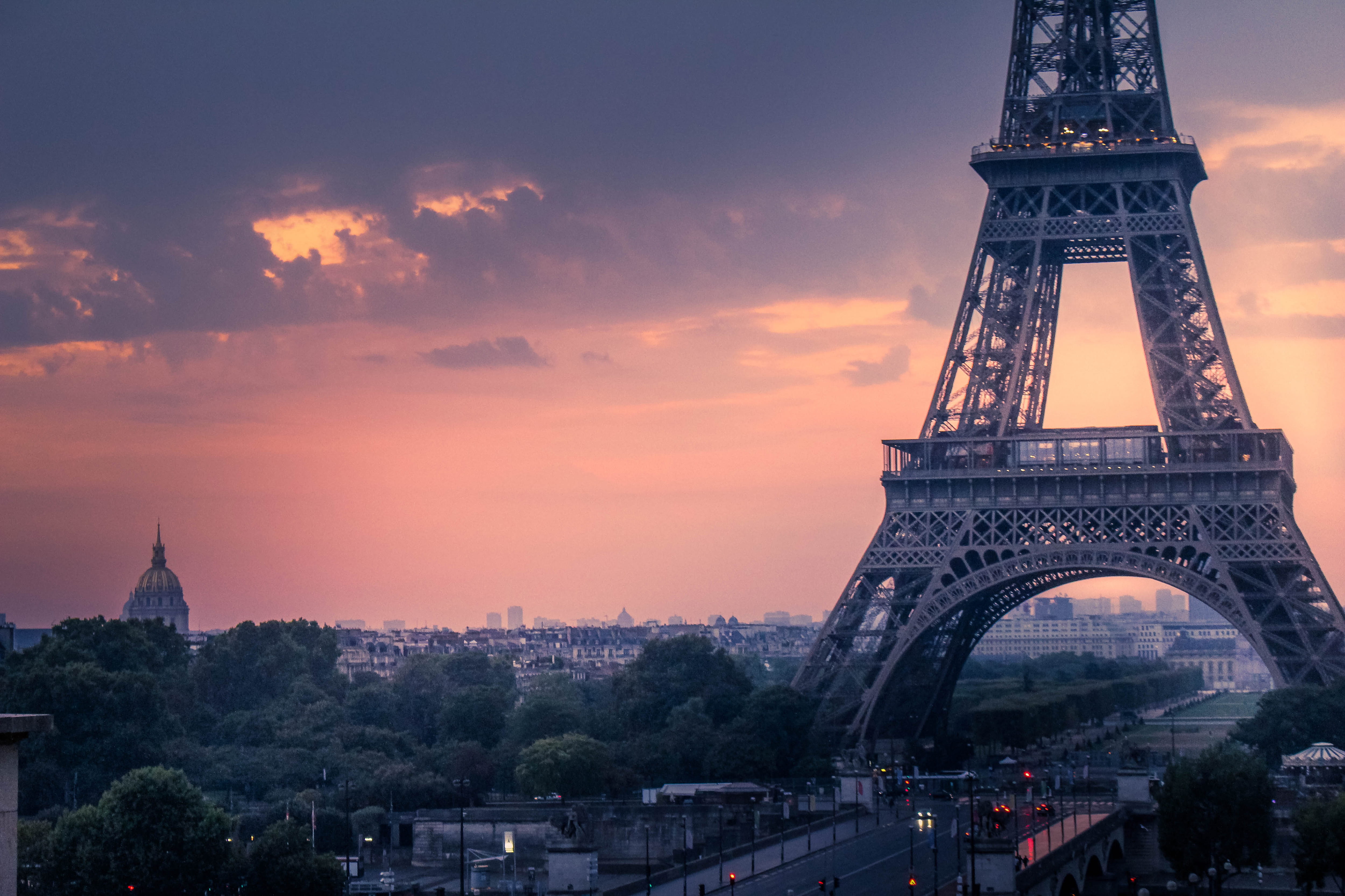 4K, sunset, building exterior, france, travel, outdoors, the past, architecture, city and Urban, sky, city life, paris, built structure, HD Wallpaper