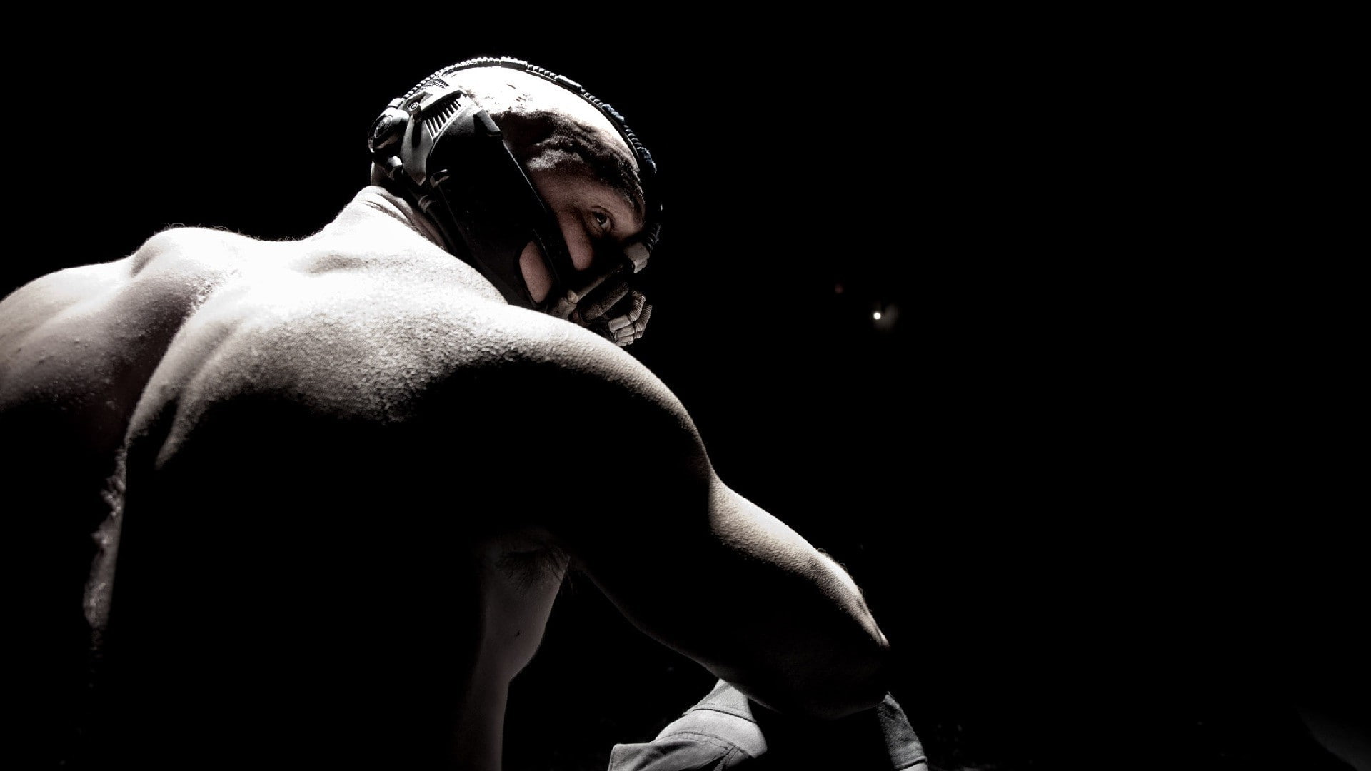 healthy lifestyle, Batman, young men, one person, strength, sport, Tom Hardy, copy space, sportsman, athlete, determination, lifestyles, young adult, 1080P, HD Wallpaper