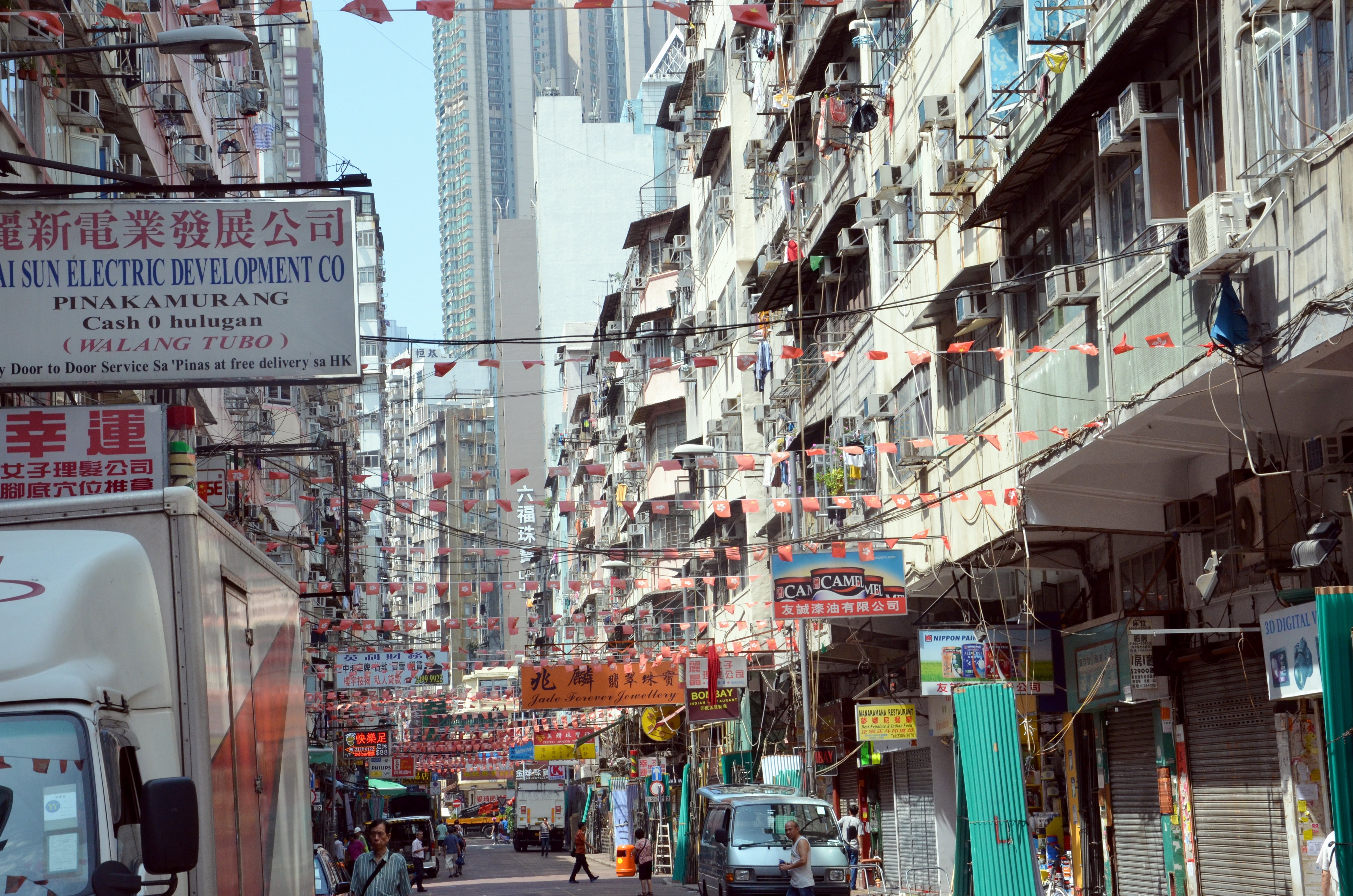 garlands, car, full, old town, buildings, eng, street, hong kong, facades, text, building exterior, stone, residential district, 4K, mode of transportation, HD Wallpaper