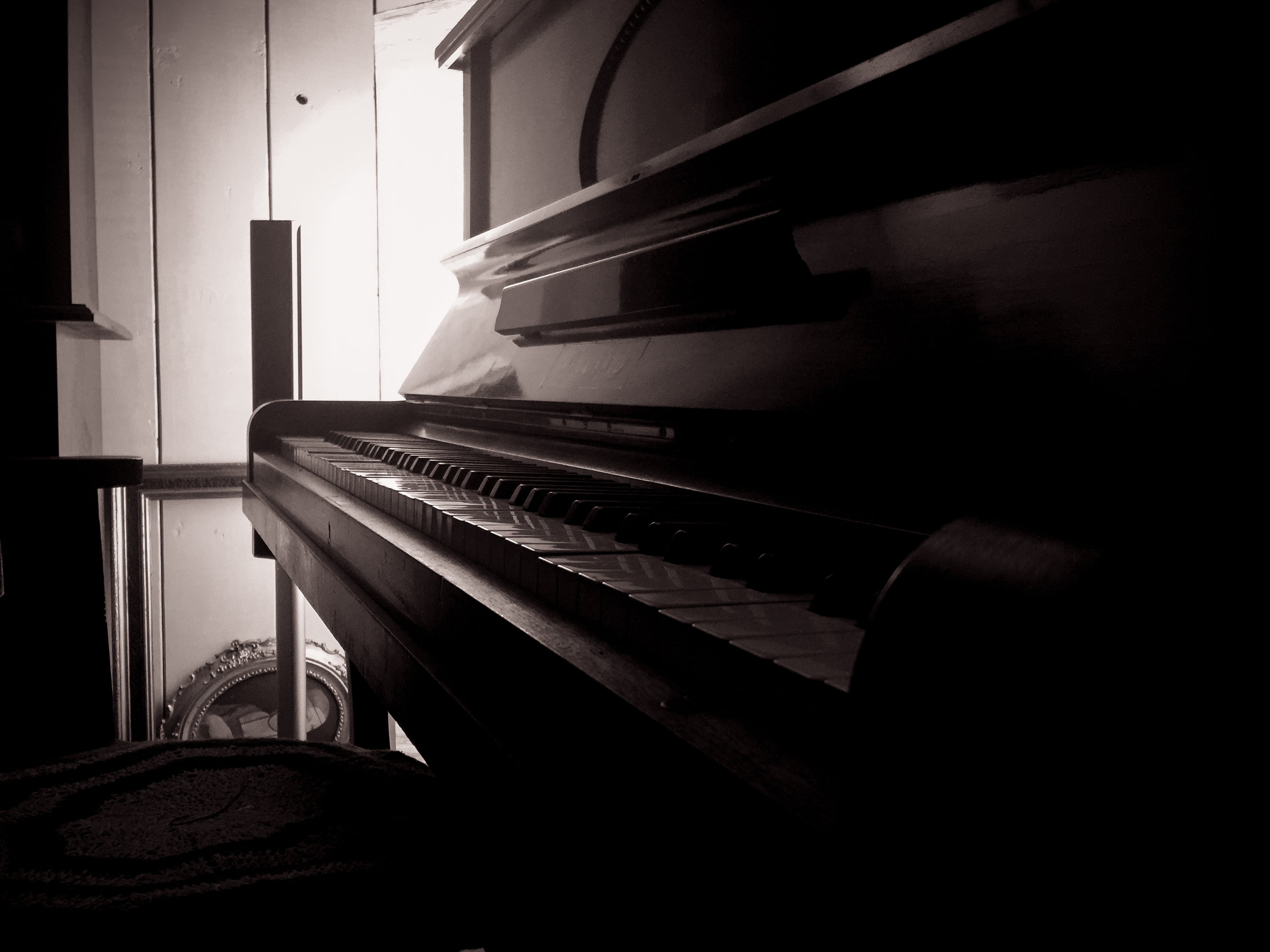 musical equipment, dark, musical instrument, wood - material, photography, brown, keyboard instrument, close-up, chair, indoors, 2K, arts culture and entertainment, HD Wallpaper