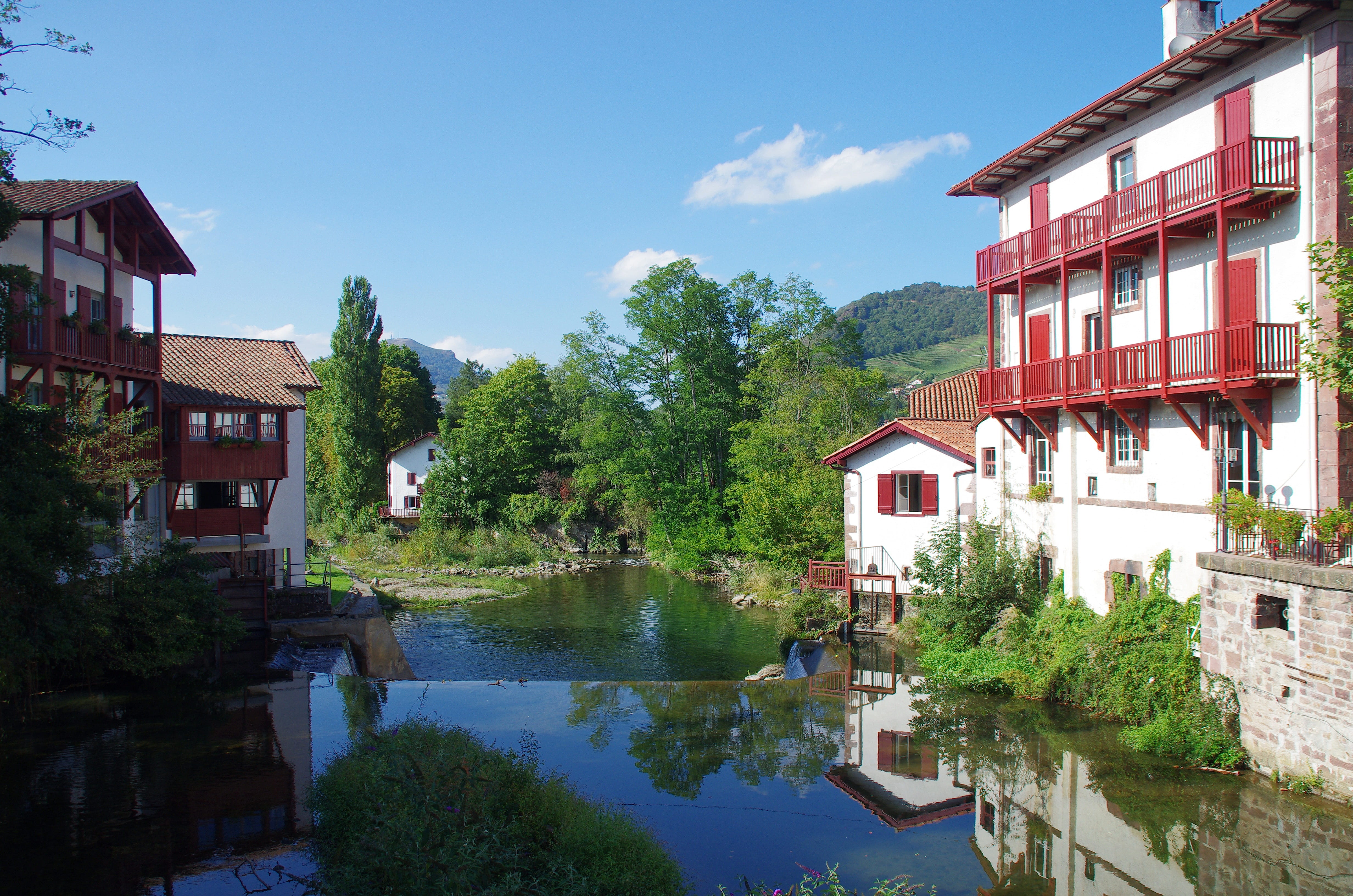 reflection, building exterior, architecture, built structure, lower navarre, lake, st-jean-pied-de-port, torrent, mill, outdoors, building, house, water, HD Wallpaper