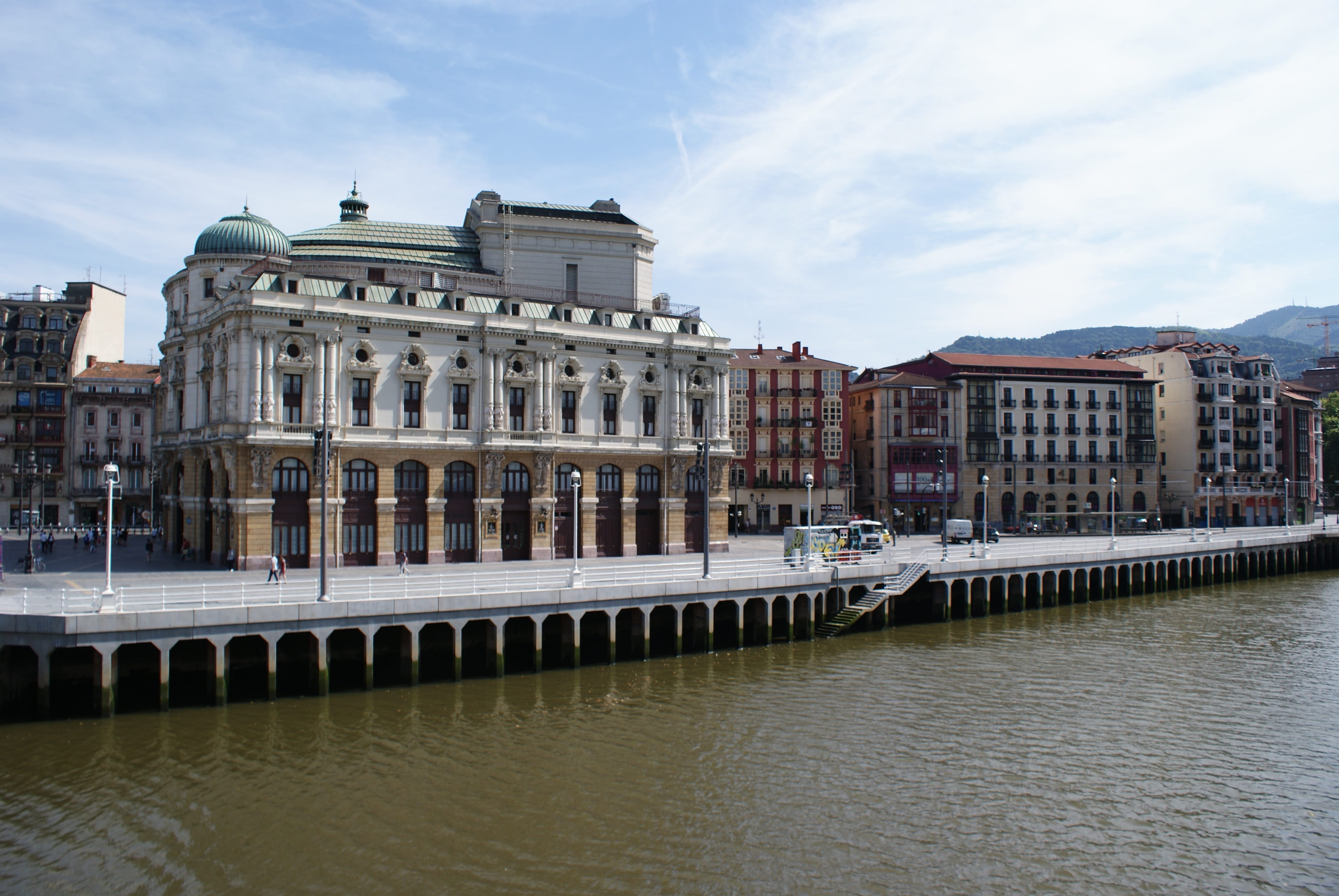 cloud - sky, nature, day, city, river, reflection, waterfront, residential district, 4K, building, bilbao, transportation, water, building exterior, architecture, HD Wallpaper