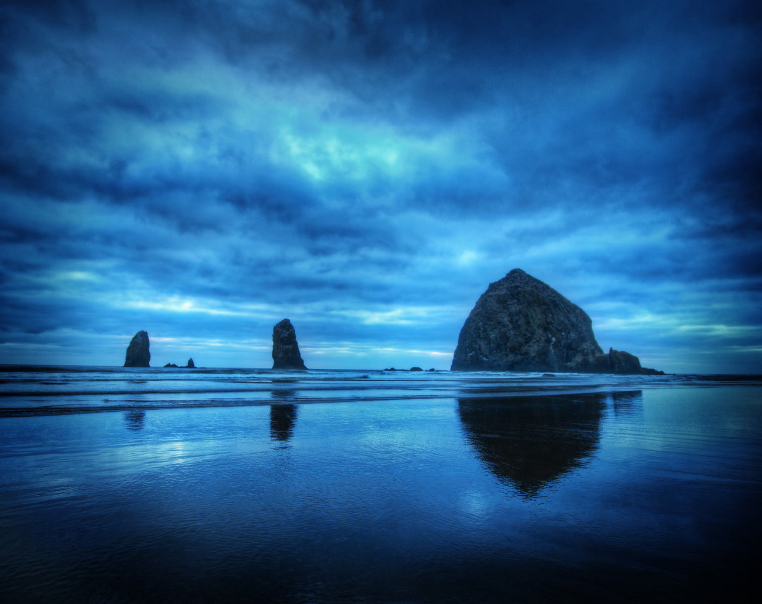 coastline, blue, seascape, sea, rock, gray, clouds, rock - Object, formation, landscape, 720P, scenics, sky, body, beach, beauty In Nature, nature, water, HD Wallpaper
