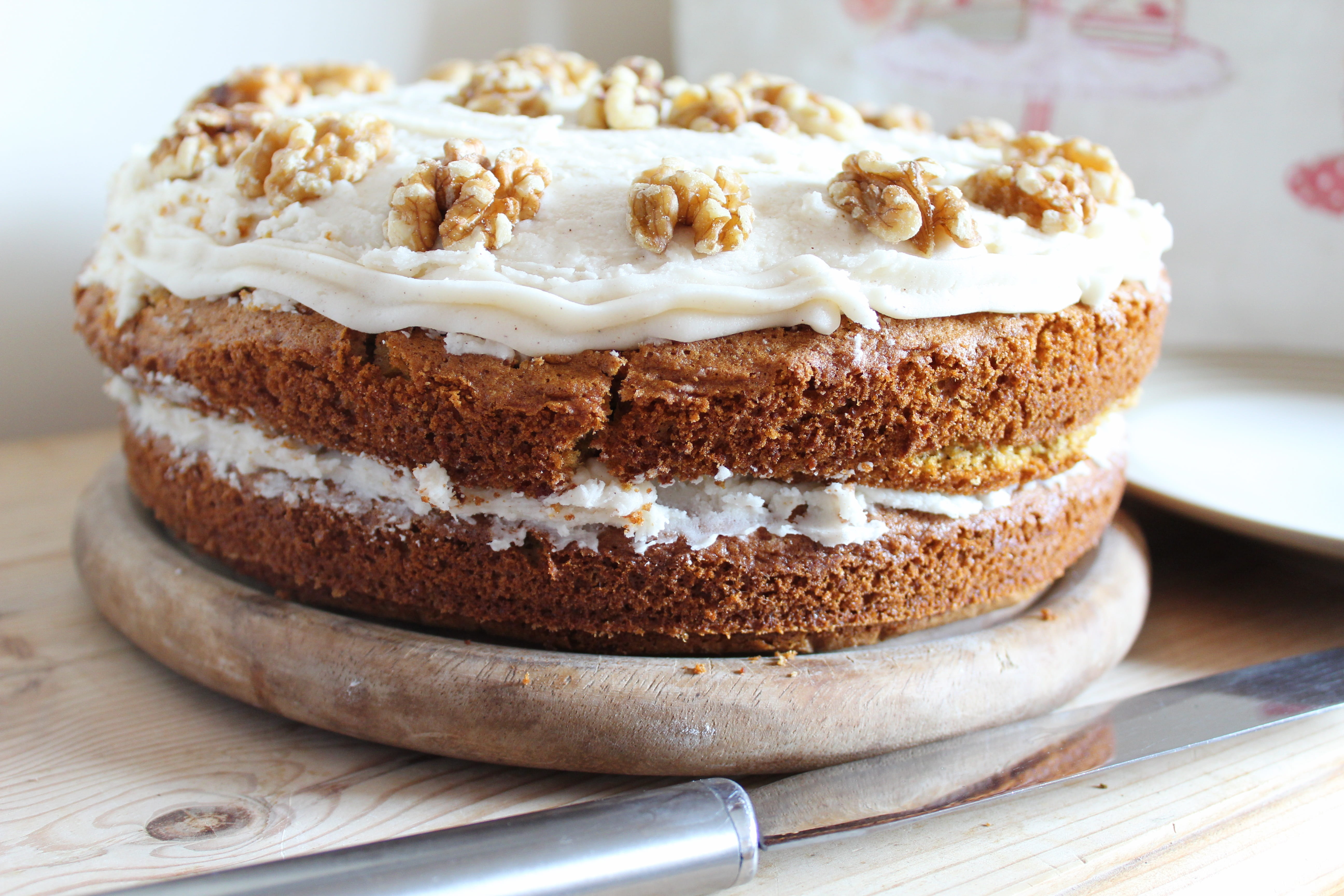 cream, eating, snack, indulgence, decoration, indoors, diabetes, cooking, homemade, table, 5K, eat, delicious, eating utensil, walnut, bake a cake, traditional, HD Wallpaper