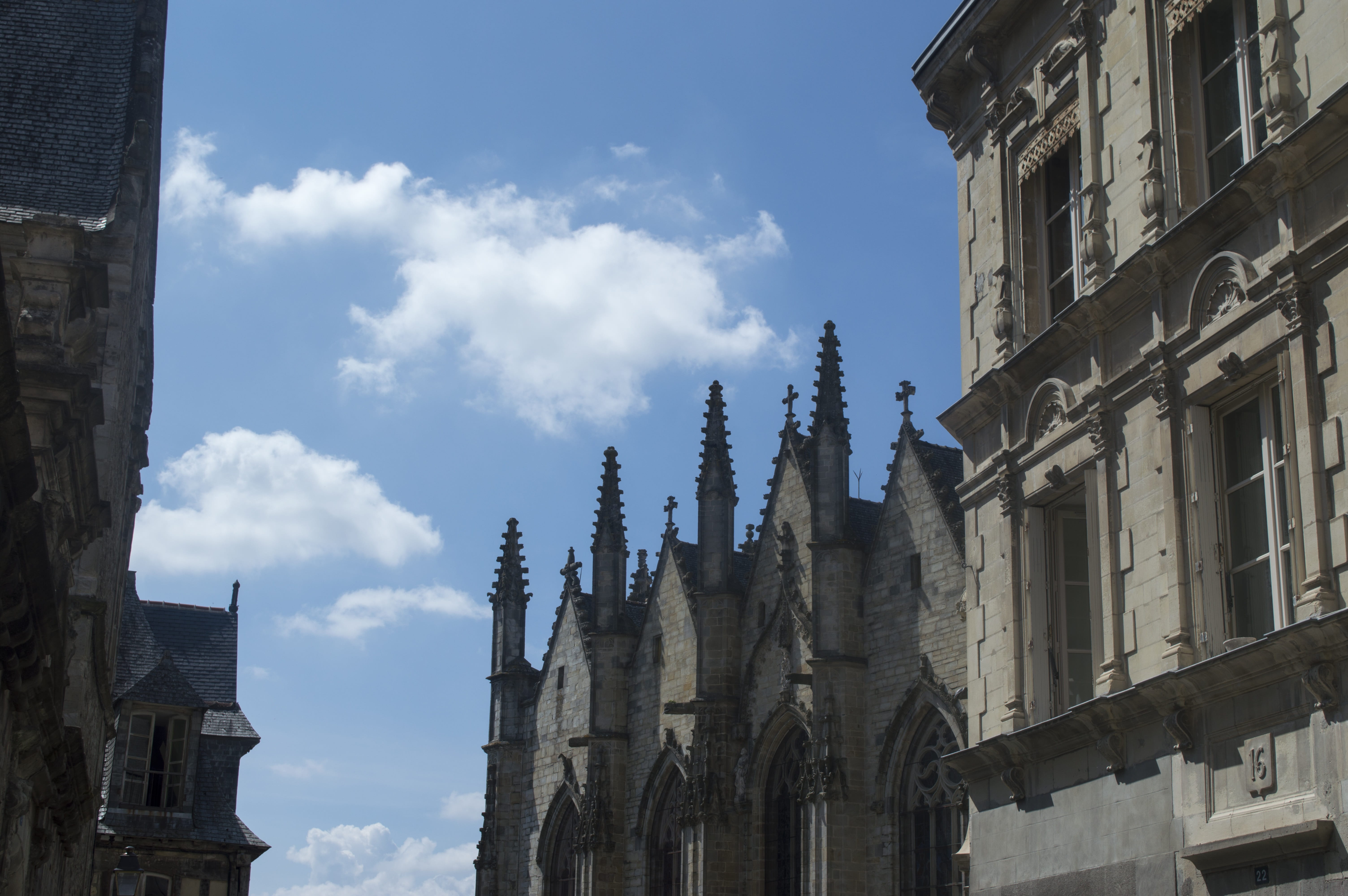 heritage, Facades, window, 5K, day, former, City, sky, vitreous, Old, religion, place of worship, Medieval, old town, old village, building, brittany, HD Wallpaper