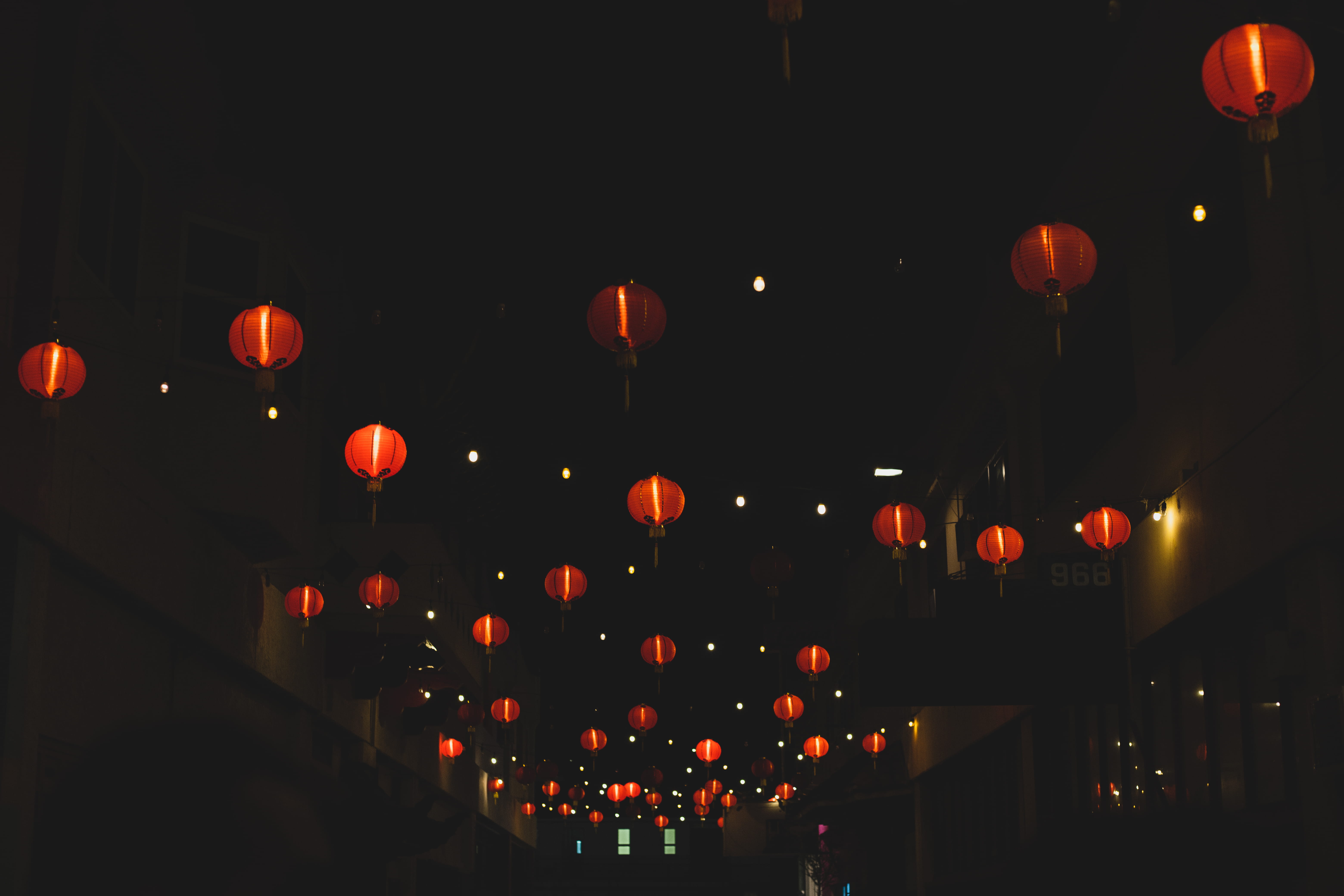 indoors, balloon, flare, interior design, large group of objects, chinese lantern festival, light, built structure, hanging, lamp, illuminated, hot air balloon, HD Wallpaper