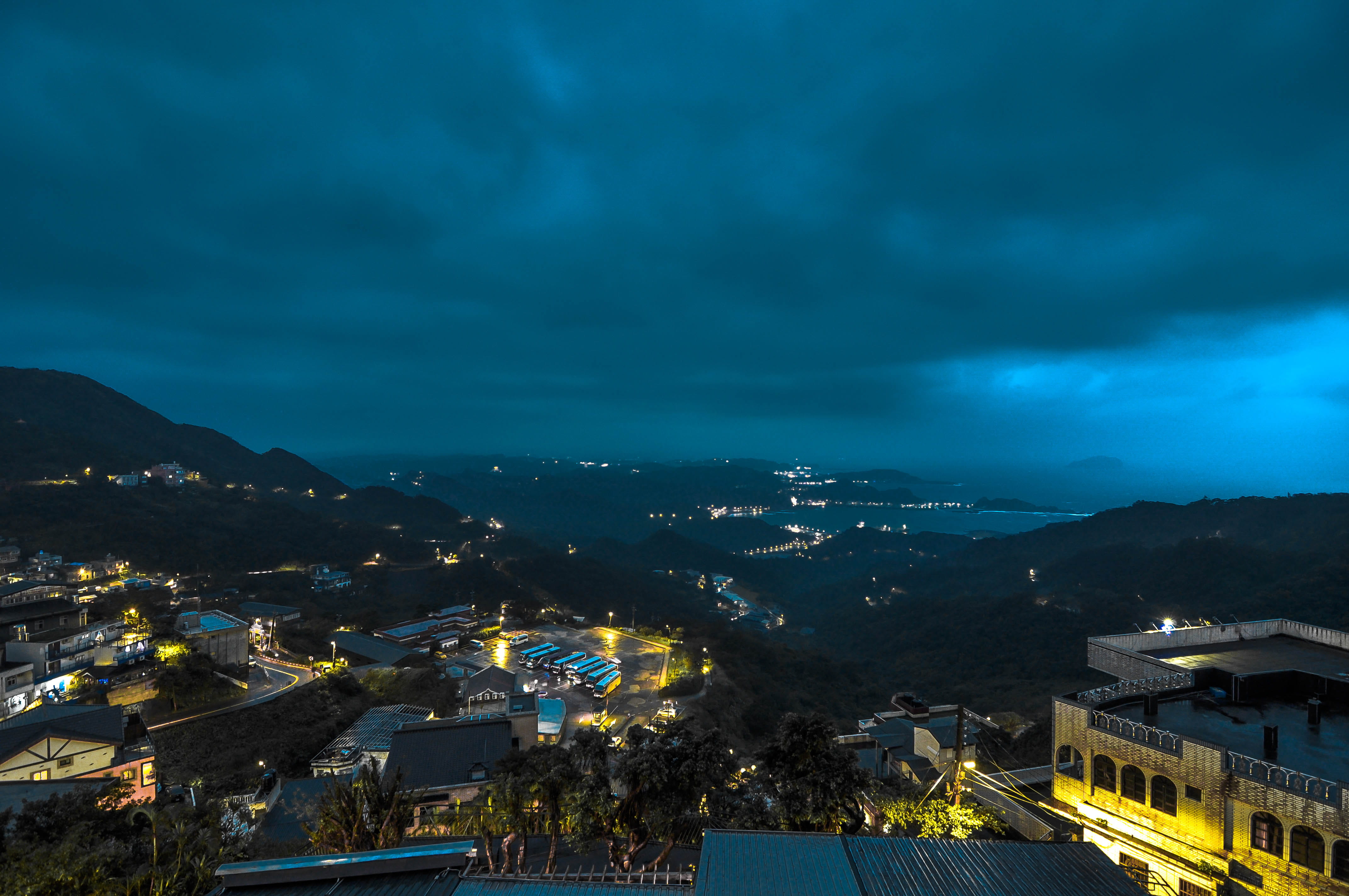 illuminated, jiufen, built structure, mountain, cloud - sky, sky, night, building exterior, building, nature, 4K, seaside, residential district, city, HD Wallpaper
