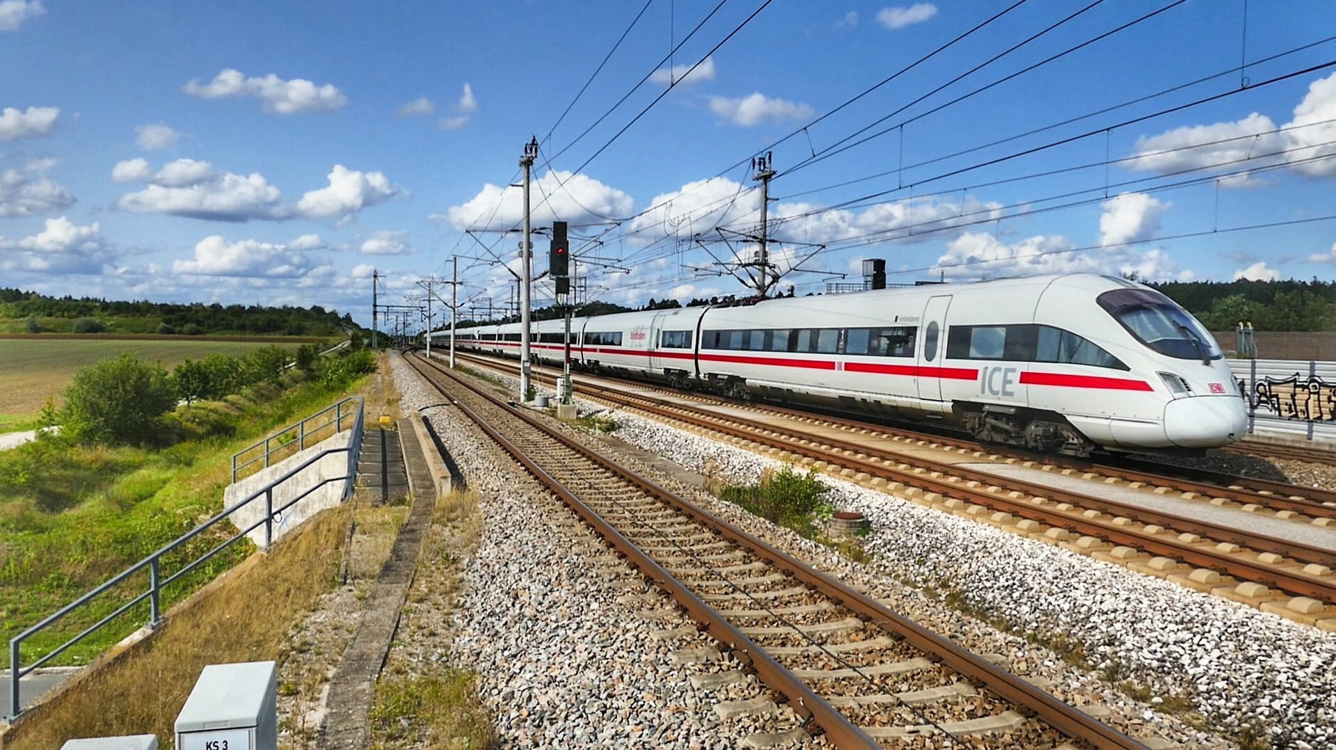 architecture, white, station, grass, railroad car, travel, no people, beside, mode of transportation, outdoors, railroad track, 1080P, ice, track, train - vehicle, HD Wallpaper