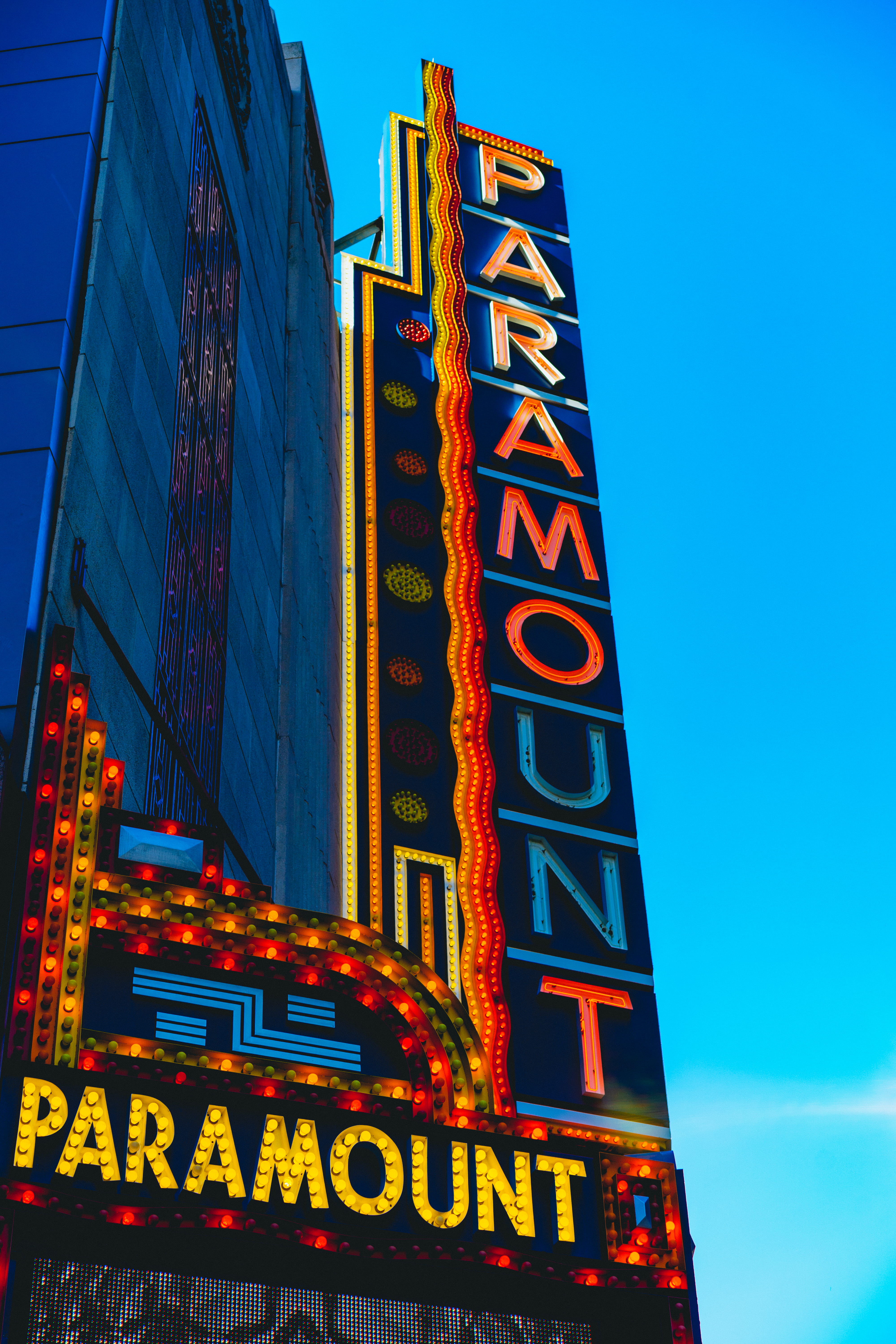 nature, building exterior, low angle view, arts culture and entertainment, sky, 5K, no people, western script, signboard, neon, built structure, architecture, Phone HD Wallpaper