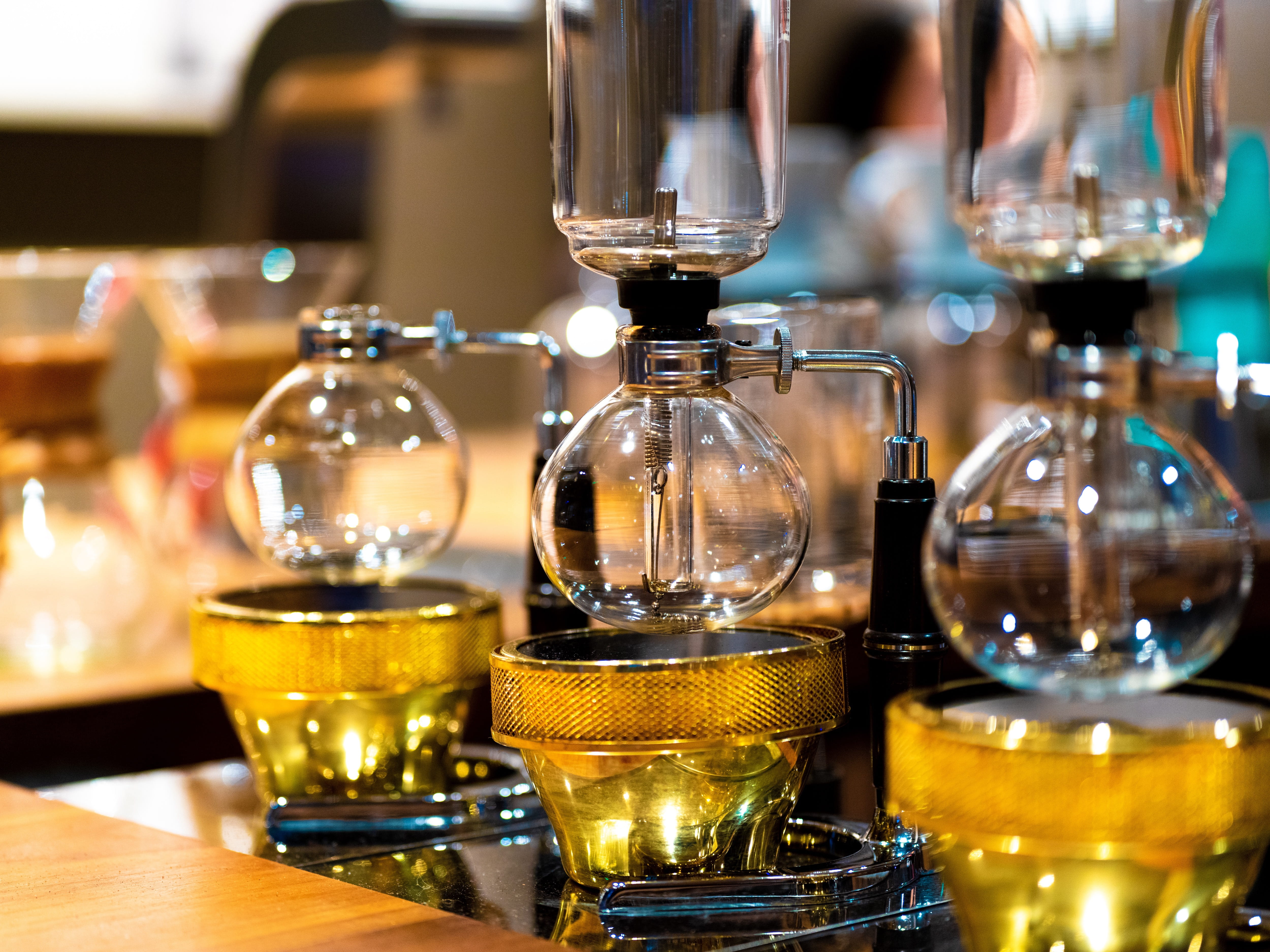 crystal, dispenser, human, refreshment, steeple, shelf, alcohol, restaurant, building, table, household equipment, beverage, person, architecture, pub, HD Wallpaper