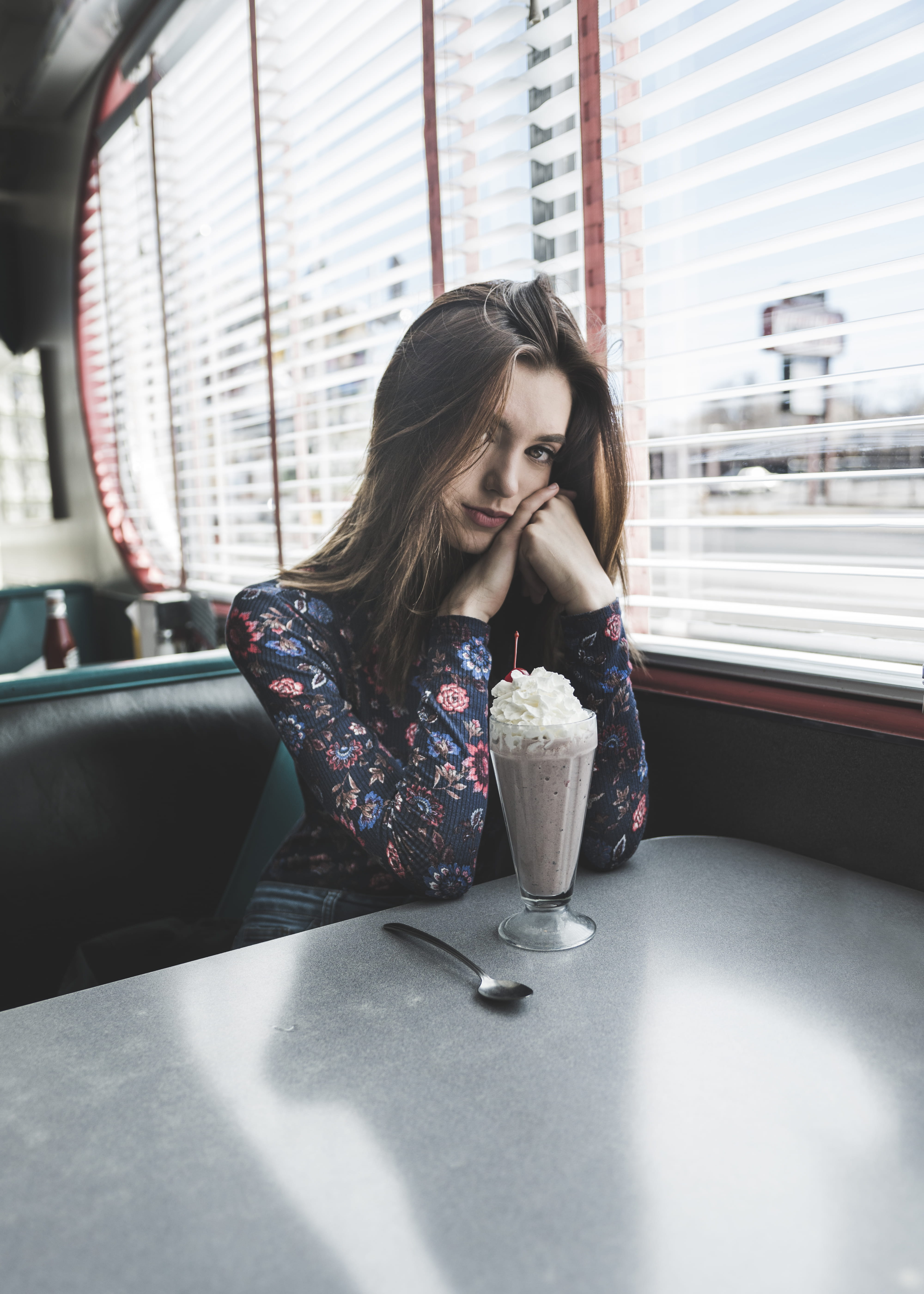 creme, chair, beautiful woman, 5K, sitting, cafeteria, cafe, young women, table, diner, dessert, food and drink, hairstyle, human, pretty, ice cream, long hair, Phone HD Wallpaper
