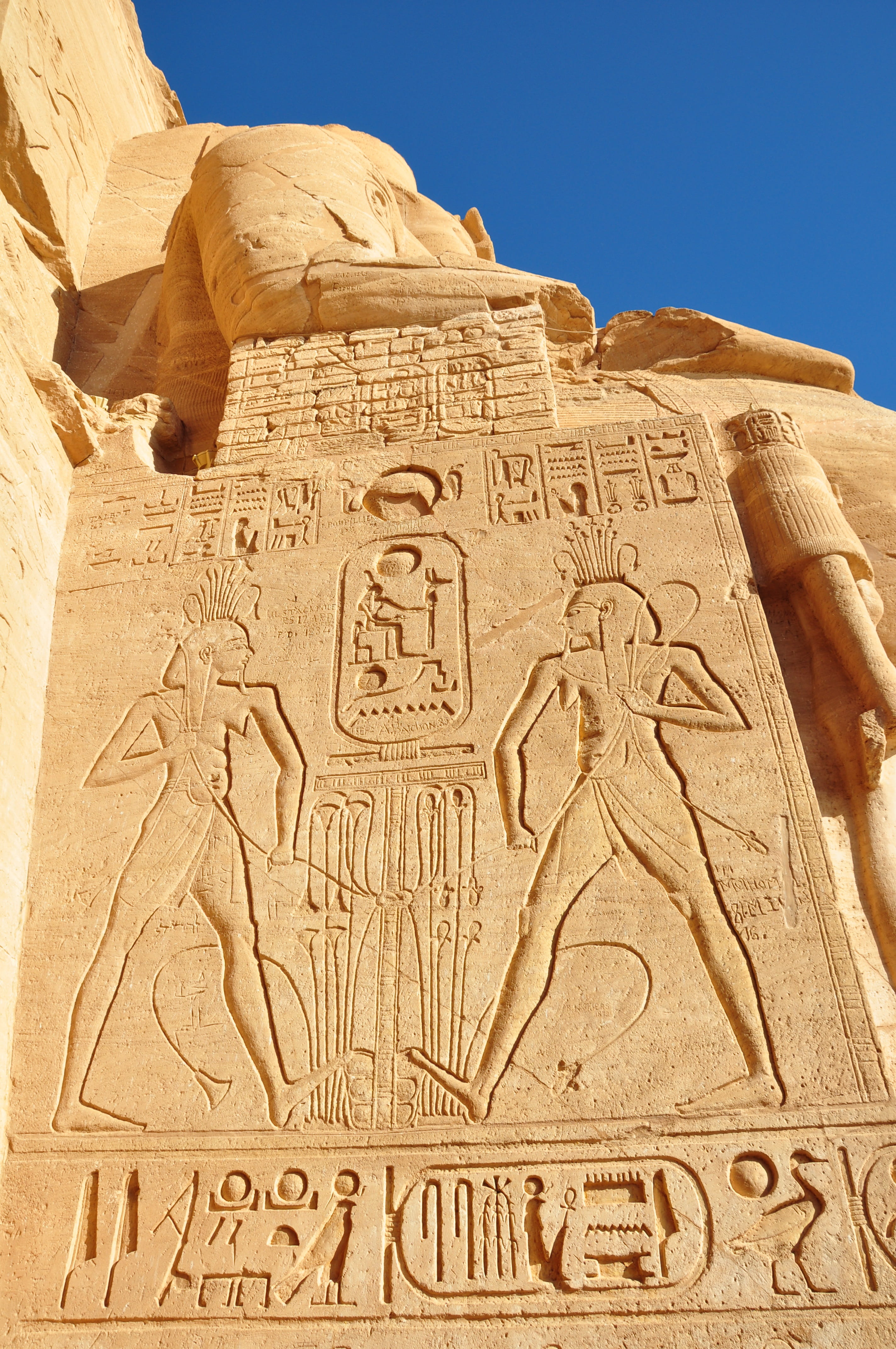 history, sun, carving, bas relief, ruined, architectural column, old ruin, 4K, no people, outdoors, place of worship, ruins, nile, travel destinations, Phone HD Wallpaper
