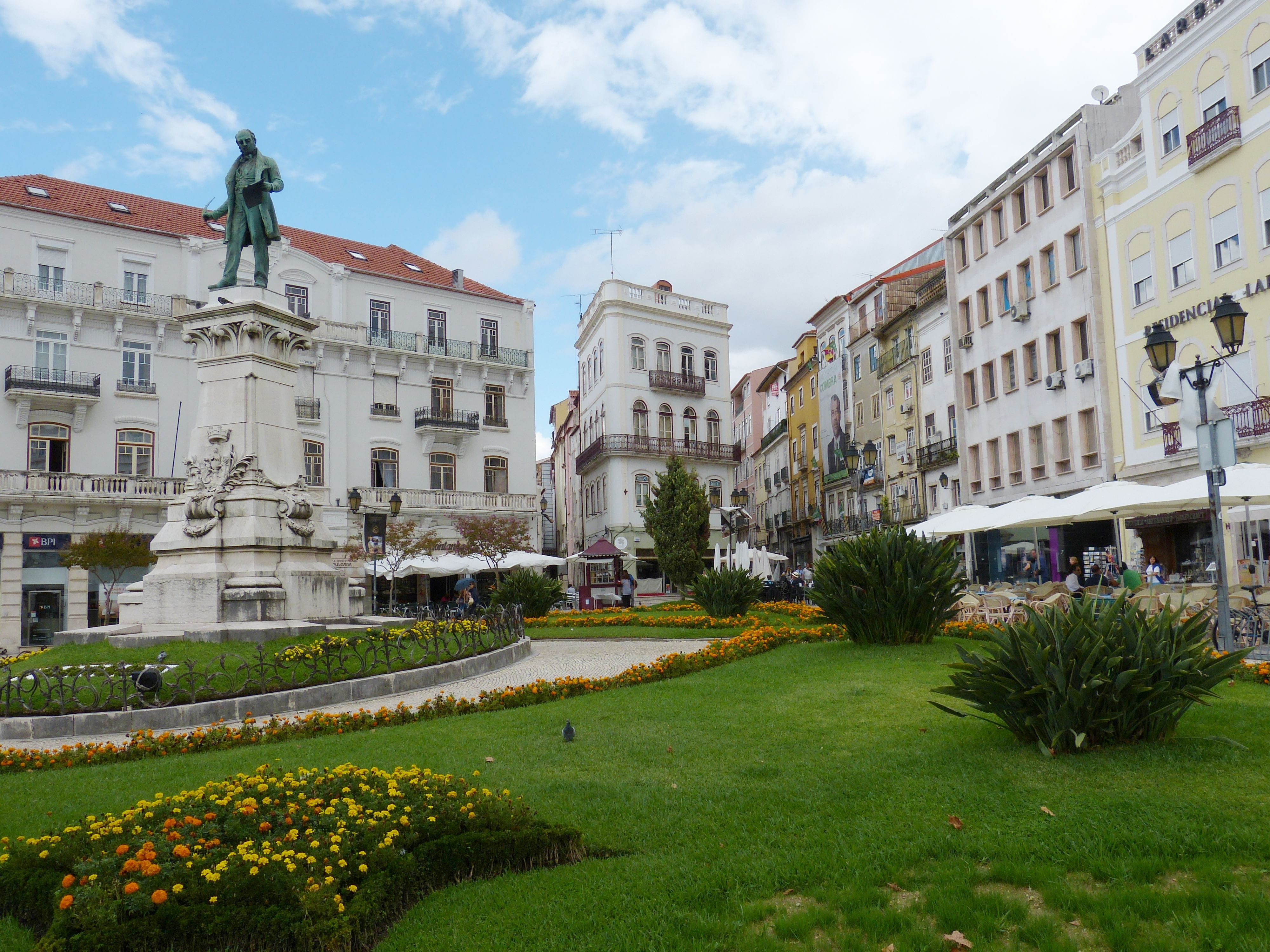 unesco, coimbra, sky, nature, building, statue, building exterior, man, park, residential district, city, architecture, front, flower, growth, space, outdoors, HD Wallpaper