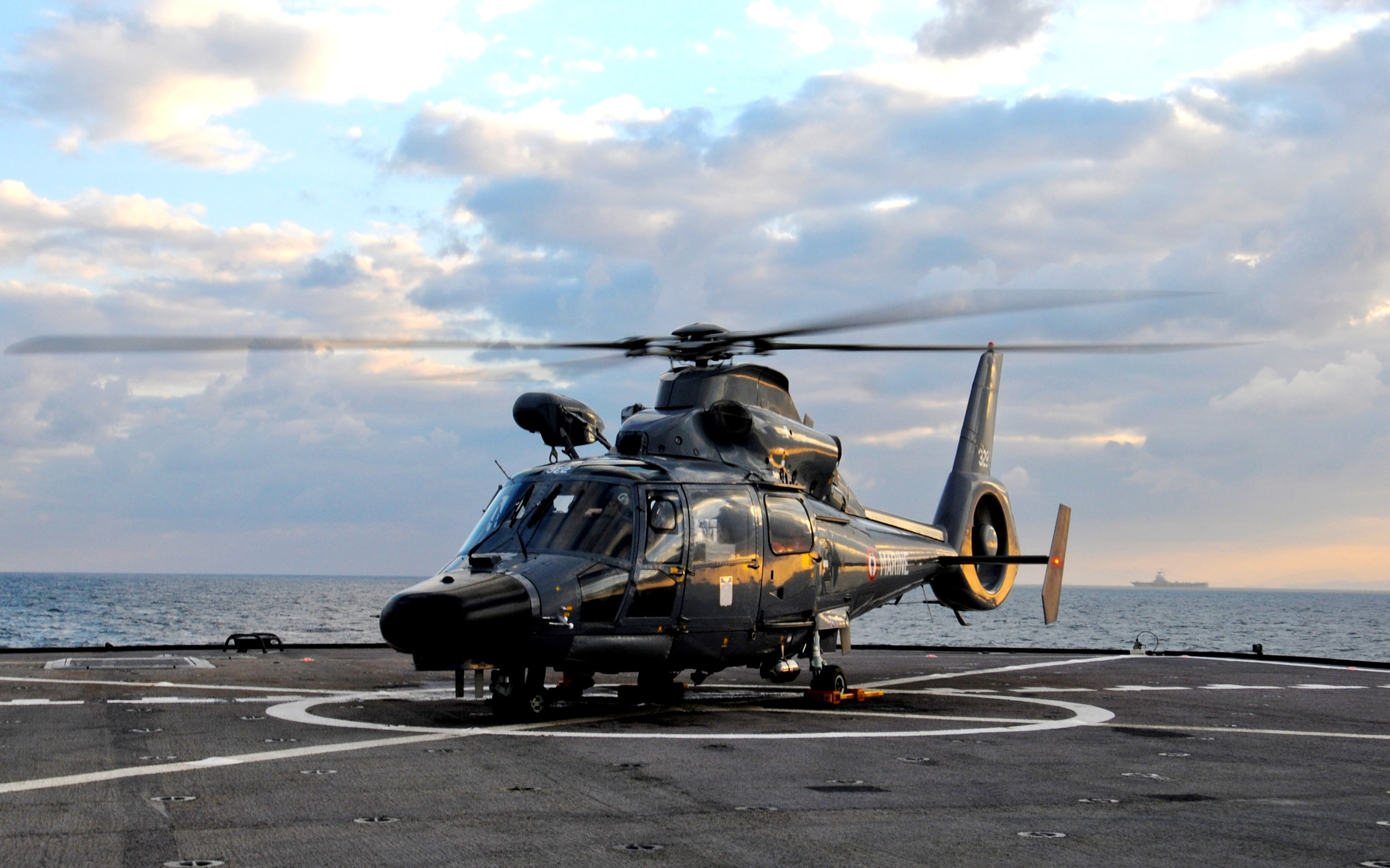deck, The Mediterranean sea, atomic, search and rescue helicopter AS.565 MB Panther, French Navy, andquot;Charles de Gaulleandquot;, the carrier, 2K, HD Wallpaper