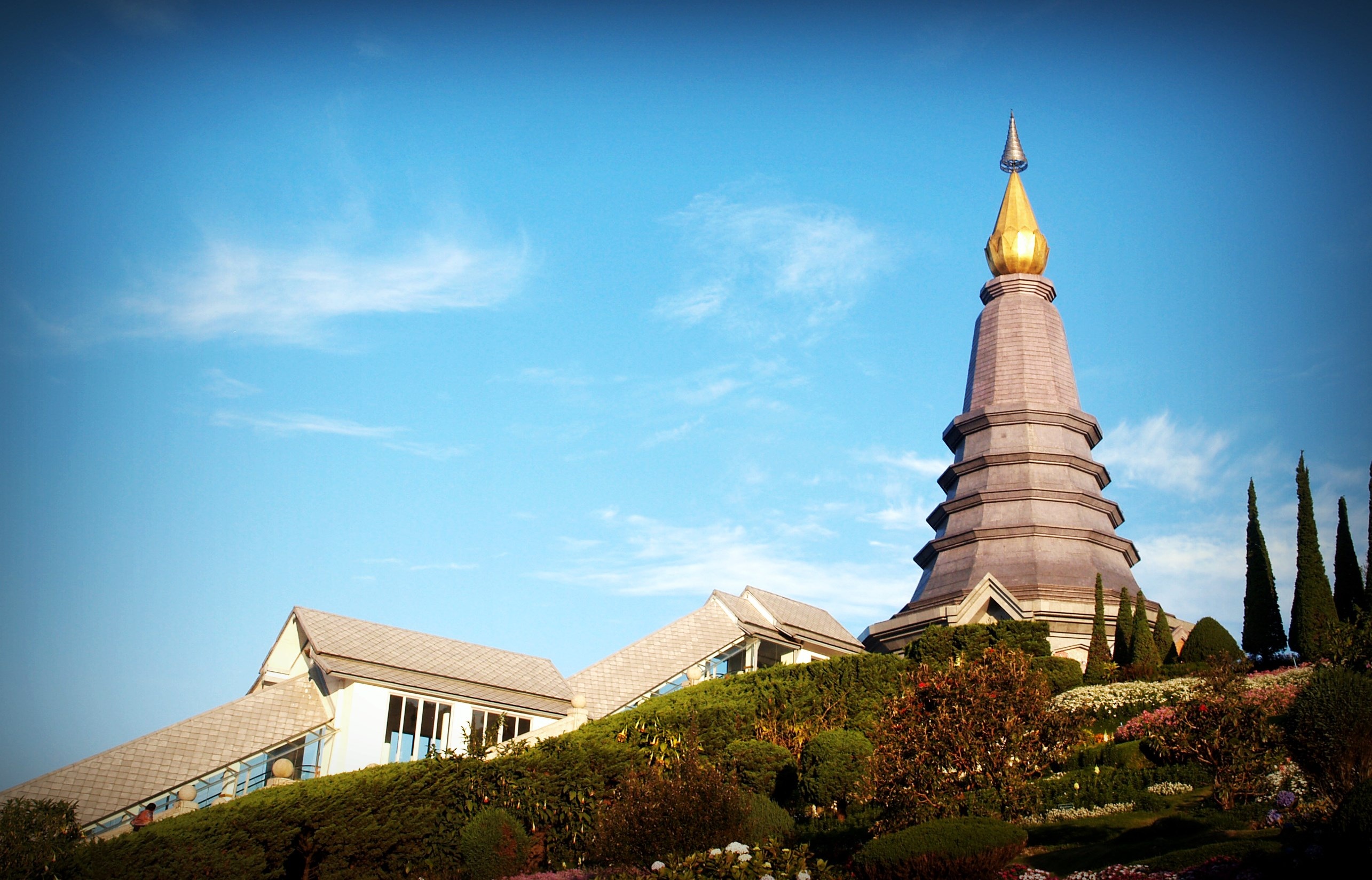 buddhism, pagoda, belief, east, tourist, architecture, culture, history, tower, religious, thai, green, sky, day, travel destinations, queen, art, construction, HD Wallpaper