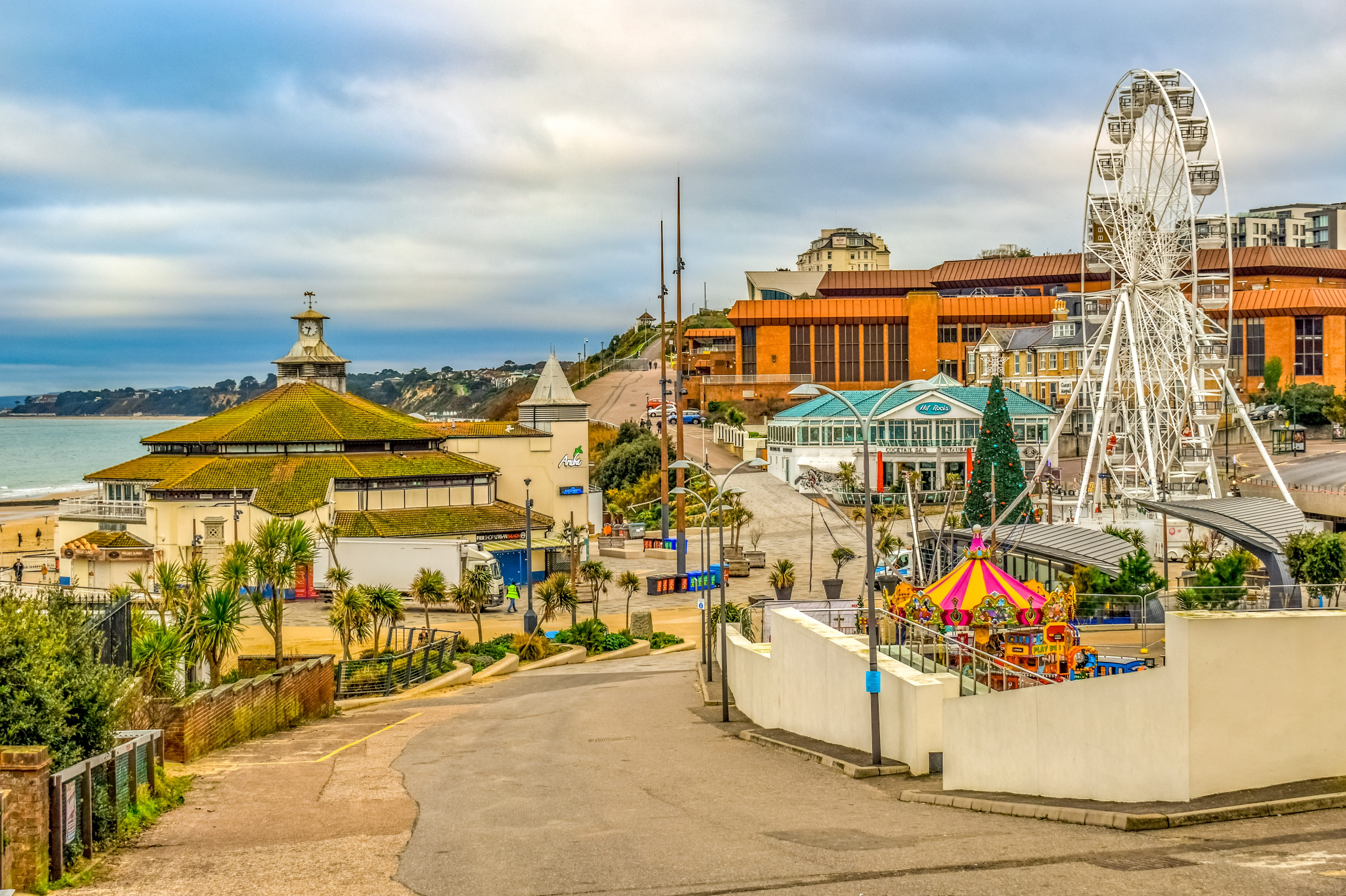 building, destination, 5K, building exterior, bournemouth, belief, pavilion, england, place of worship, seaside, travel destinations, uk, travel, day, HD Wallpaper