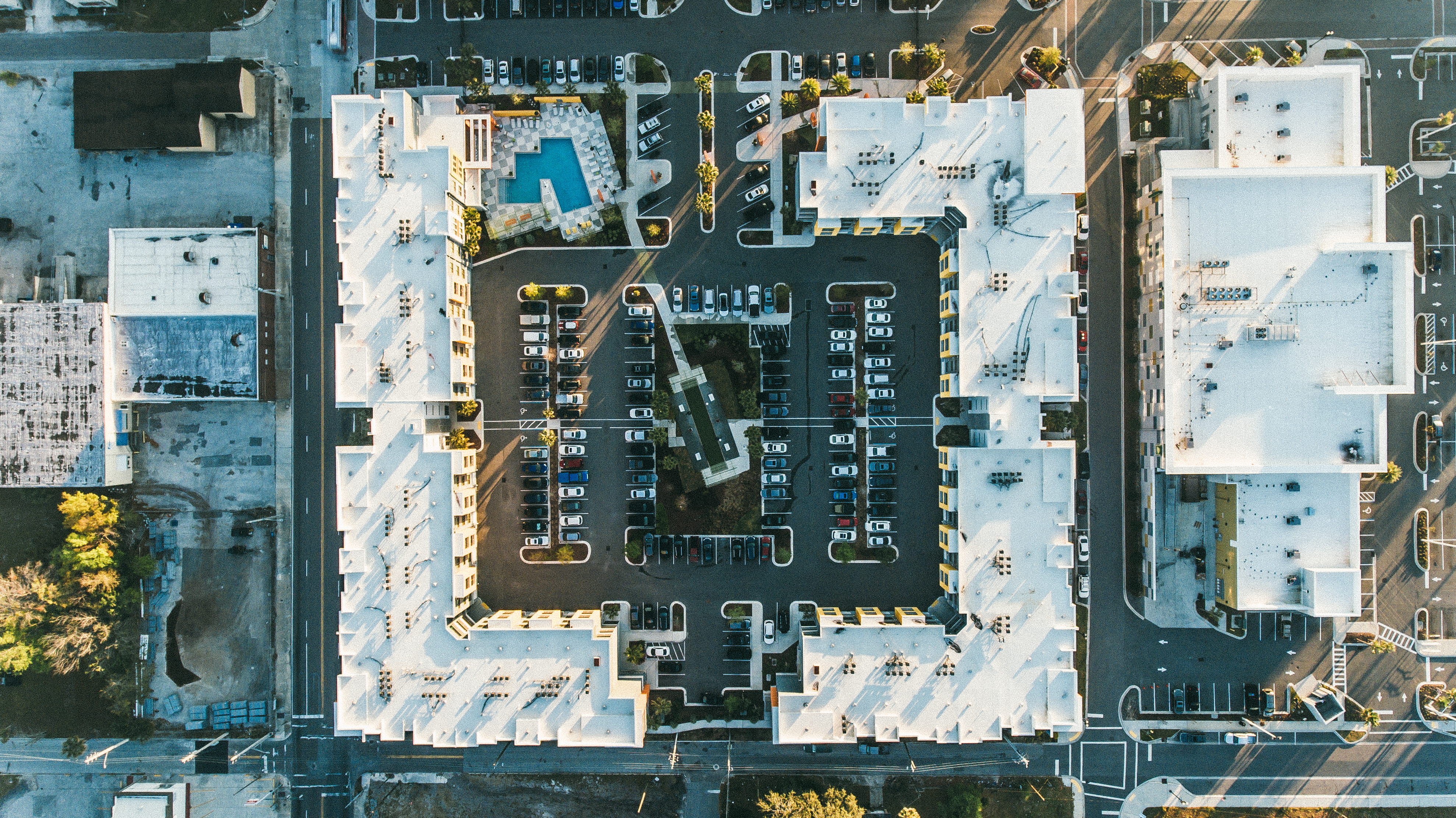 computer chip, daytime, technology, photography, white, car, aerial view, residential district, building, high angle view, outdoors, architecture, built Structure, HD Wallpaper