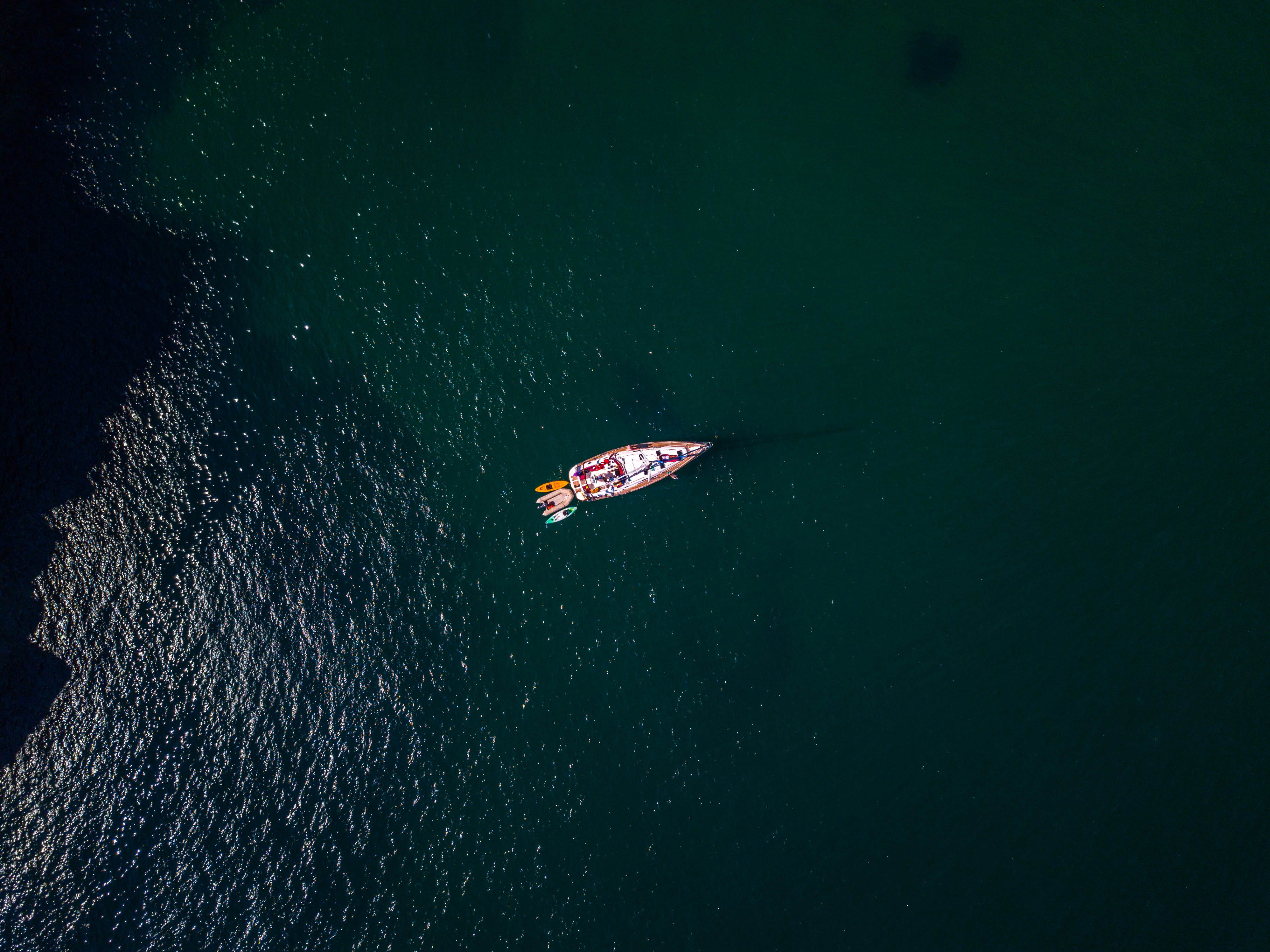 nautical vessel, white, drone-photography, high angle view, beauty in nature, animal, 4K, looking down, solitude, photo, alone, marine, scenics - nature, HD Wallpaper