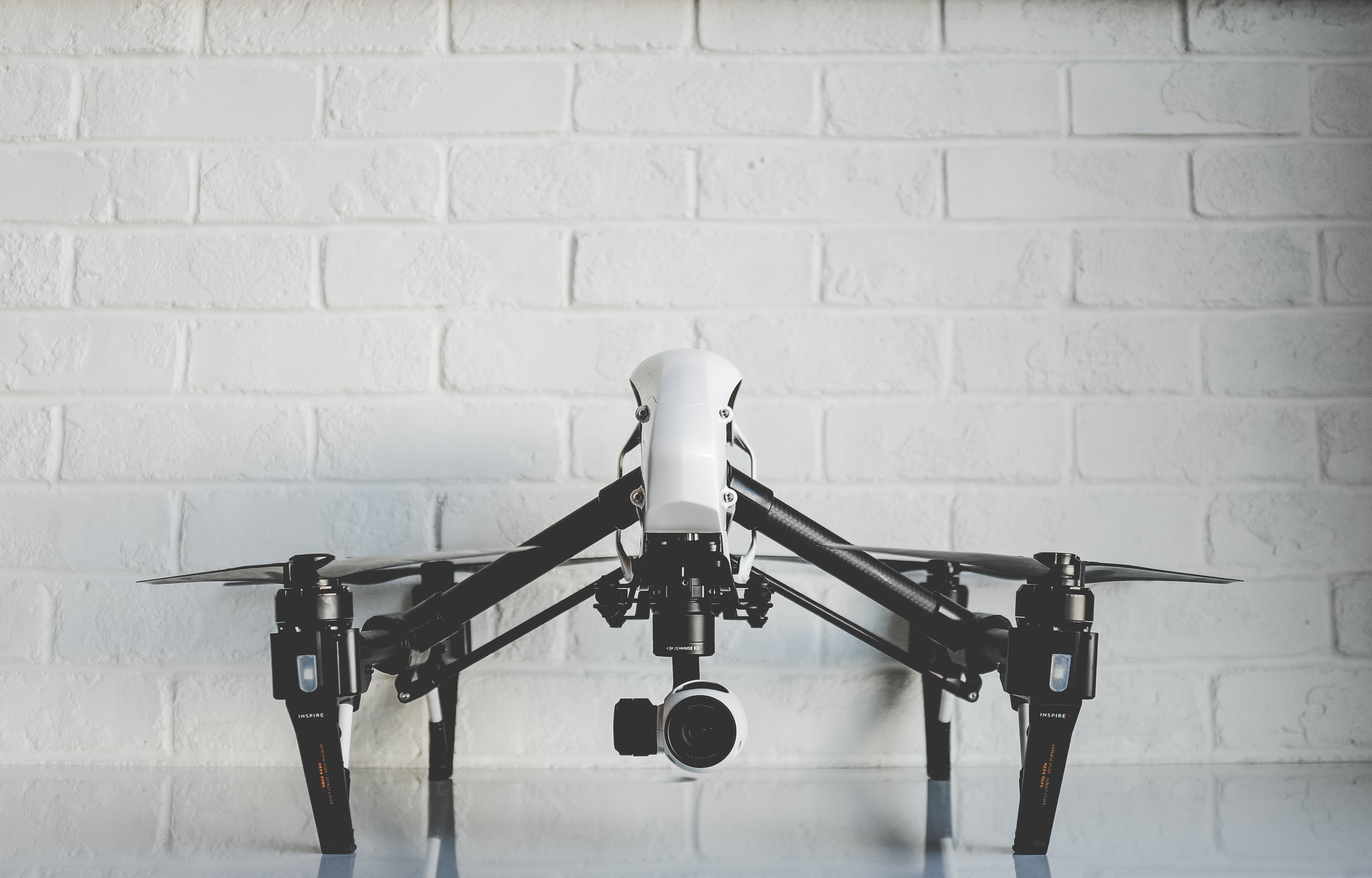 close-up, photography themes, beside, brick wall, absence, hd, camera, day, indoors, photography, 4K, white, drone, music, wall - building feature, built structure, HD Wallpaper