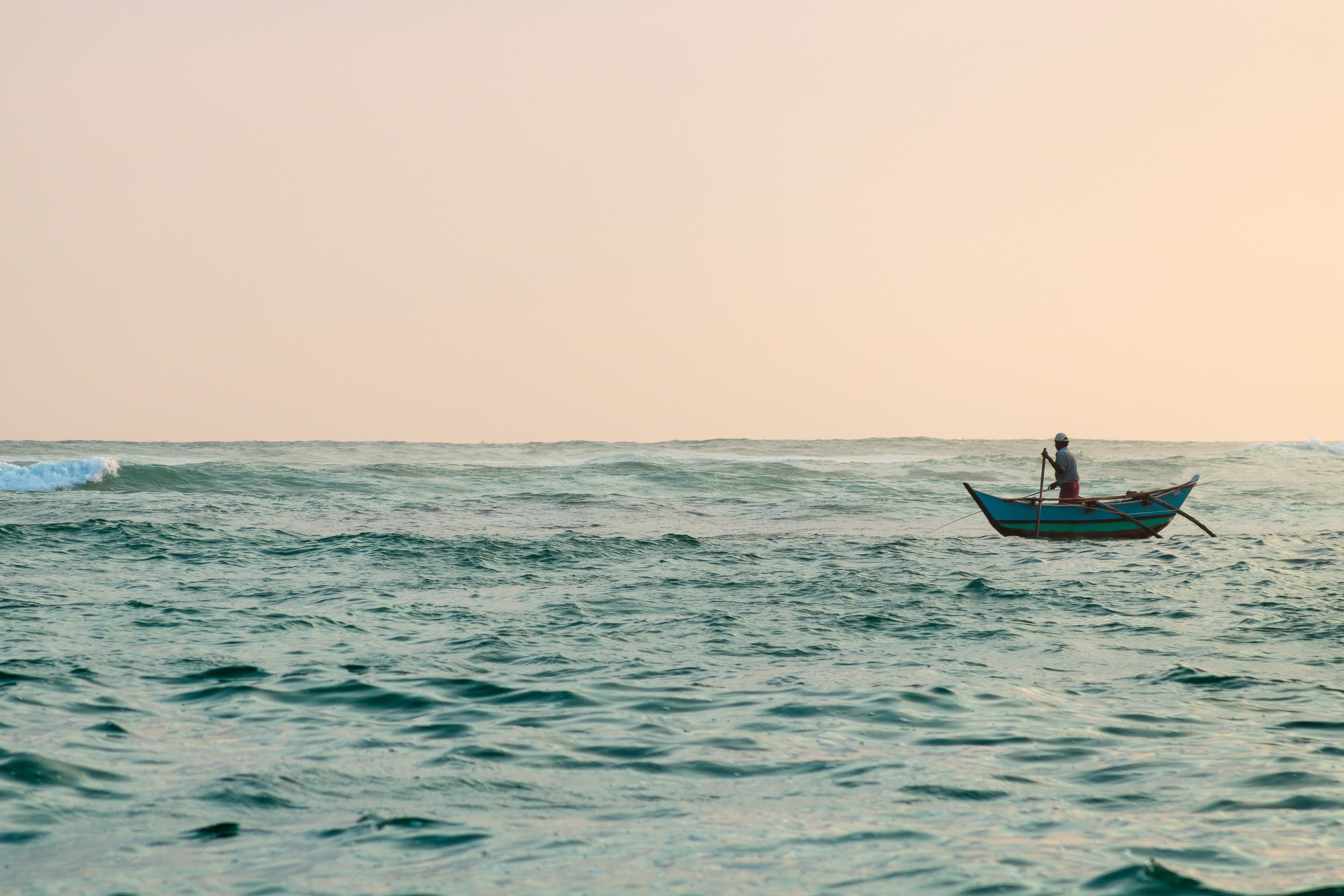 leisure activity, scenics - nature, mirissa, ocean, summer, travel, outdoors, people, sri lanka, horizon over water, sea, boat, sky, fisherman, waterfront, HD Wallpaper