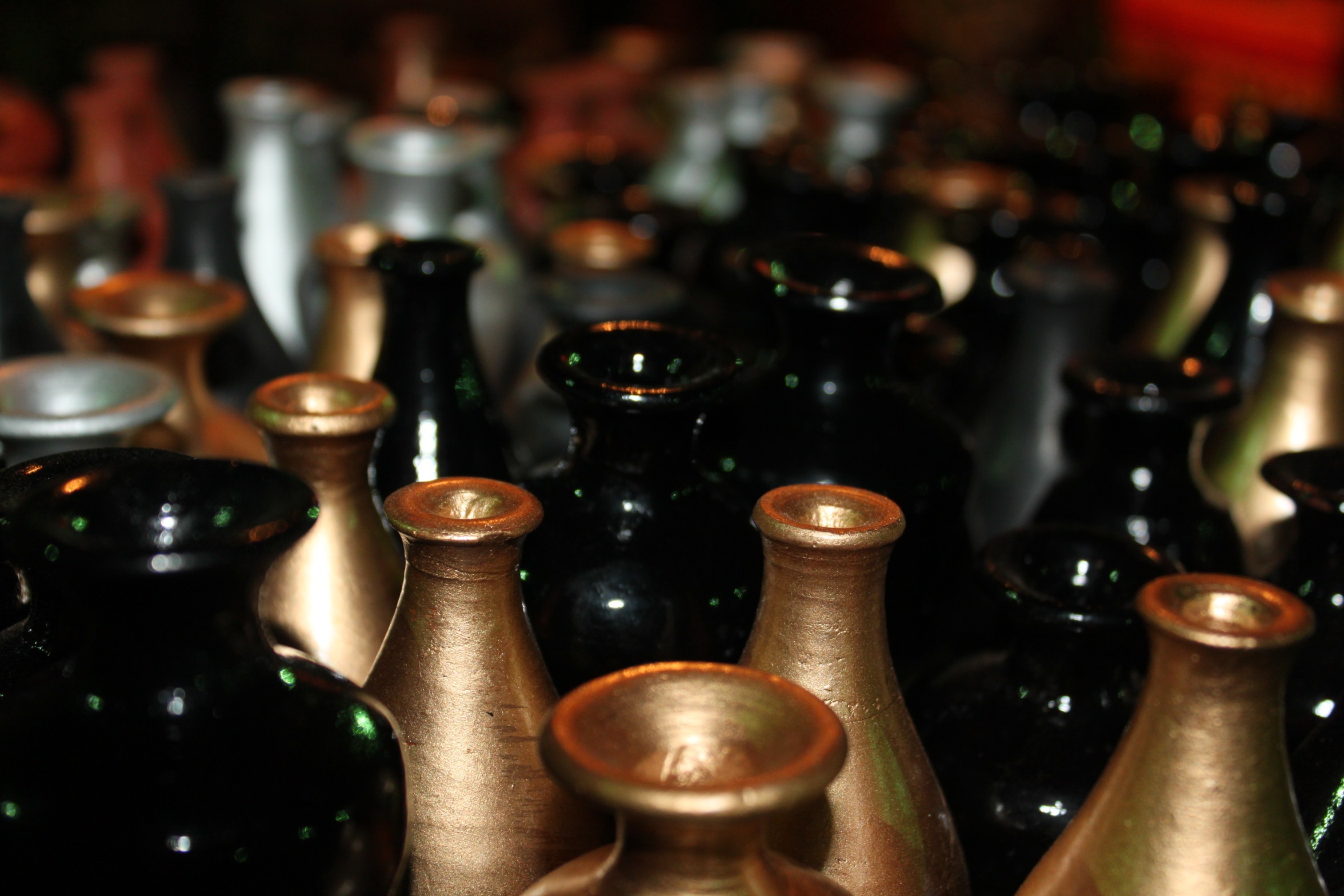 bottle, focus on foreground, large group of objects, still life, drink, beer bottle, variation, shop, glass, arrangement, container, alcohol, close-up, HD Wallpaper