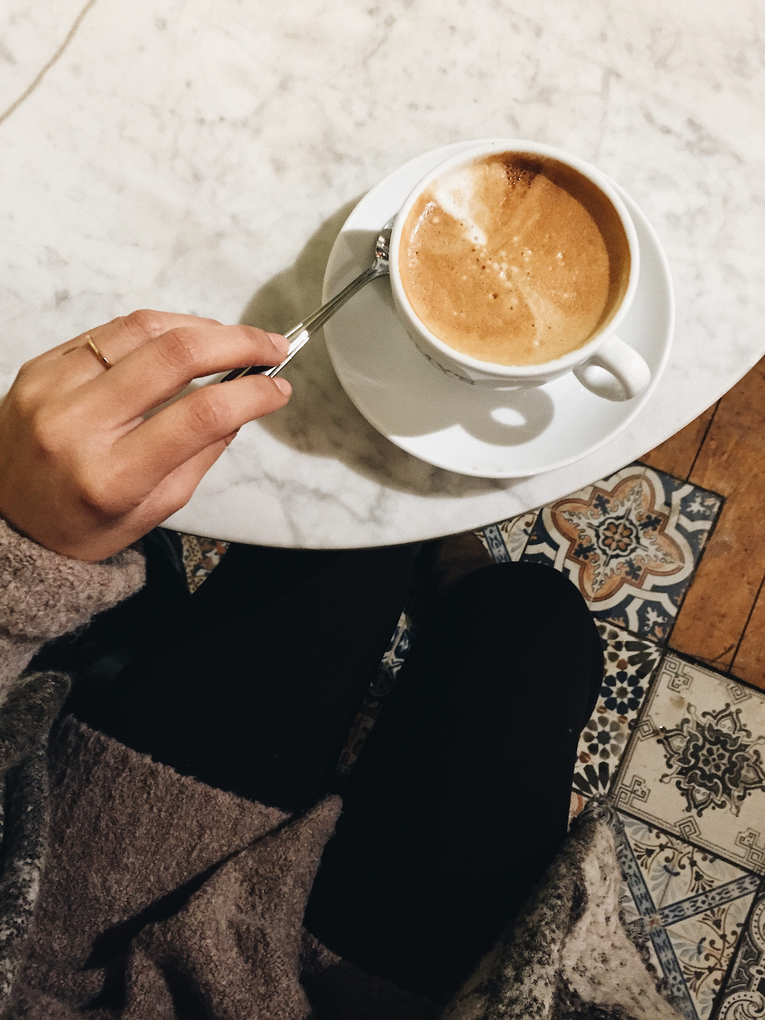 high angle view, 100 portland st, food and drink, drink, hand, person, saucer, coffee cup, spoon, eating utensil, latte, 2K, human hand, human, coffee - drink, Phone HD Wallpaper
