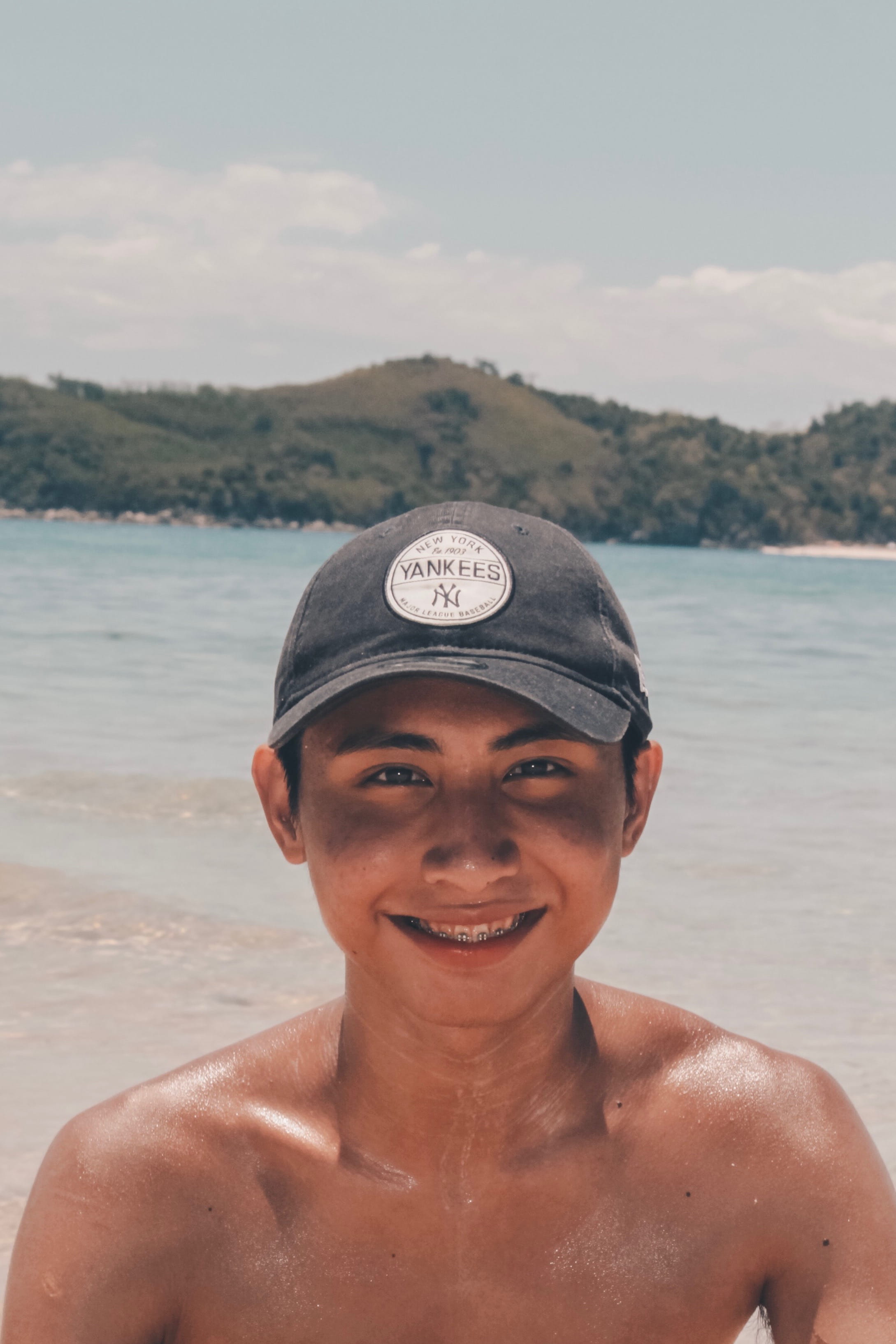 happiness, water, swimwear, sea life, headshot, animal, beach, front view, toothy smile, lifestyles, person, invertebrate, one person, looking at camera, Phone HD Wallpaper