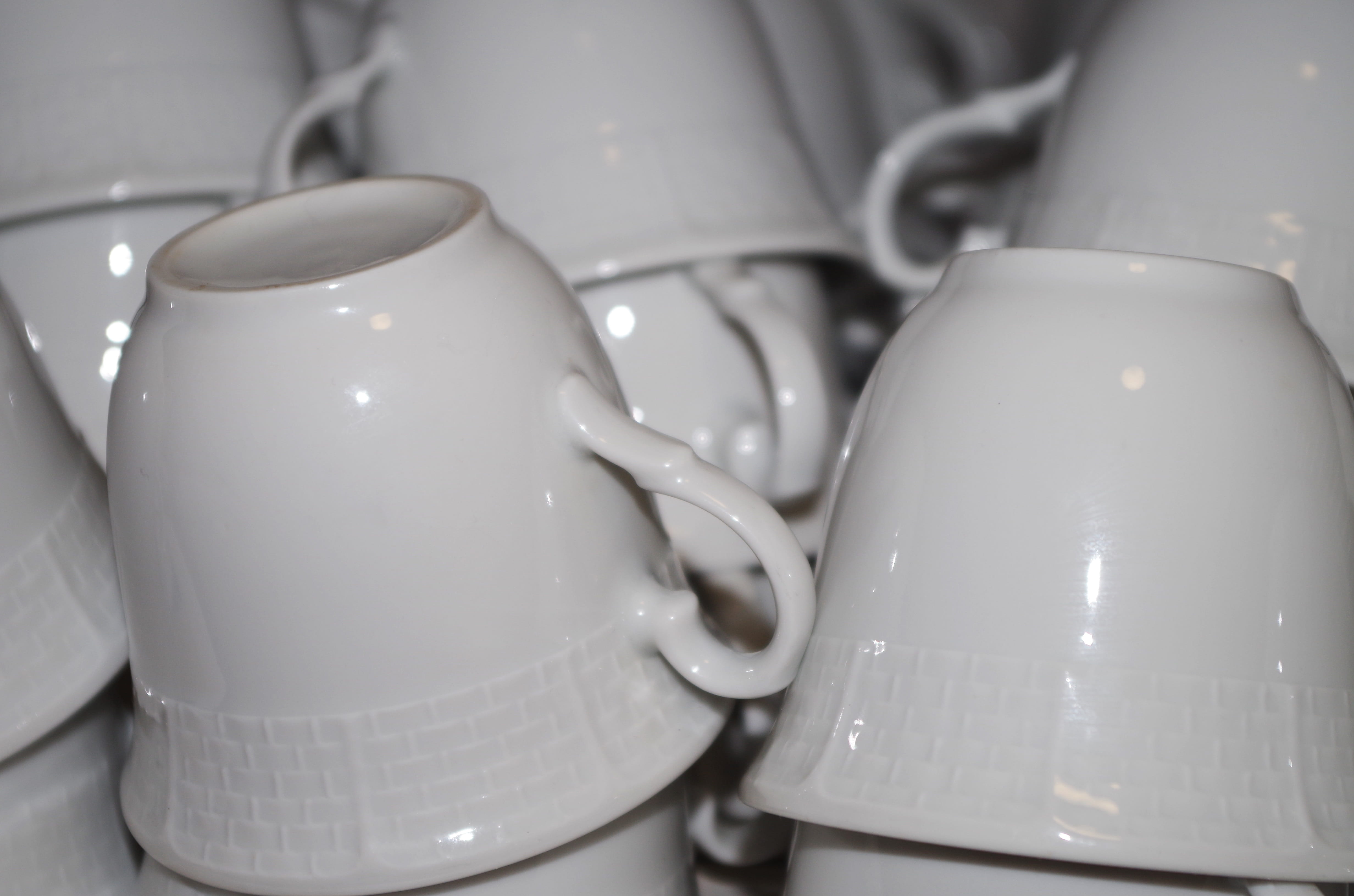 full frame, close-up, white color, 4K, arrangement, crockery, ceramics, white, kitchen, hrnečeky, teapot, tea cup, group of objects, riad, no people, a lot of, HD Wallpaper