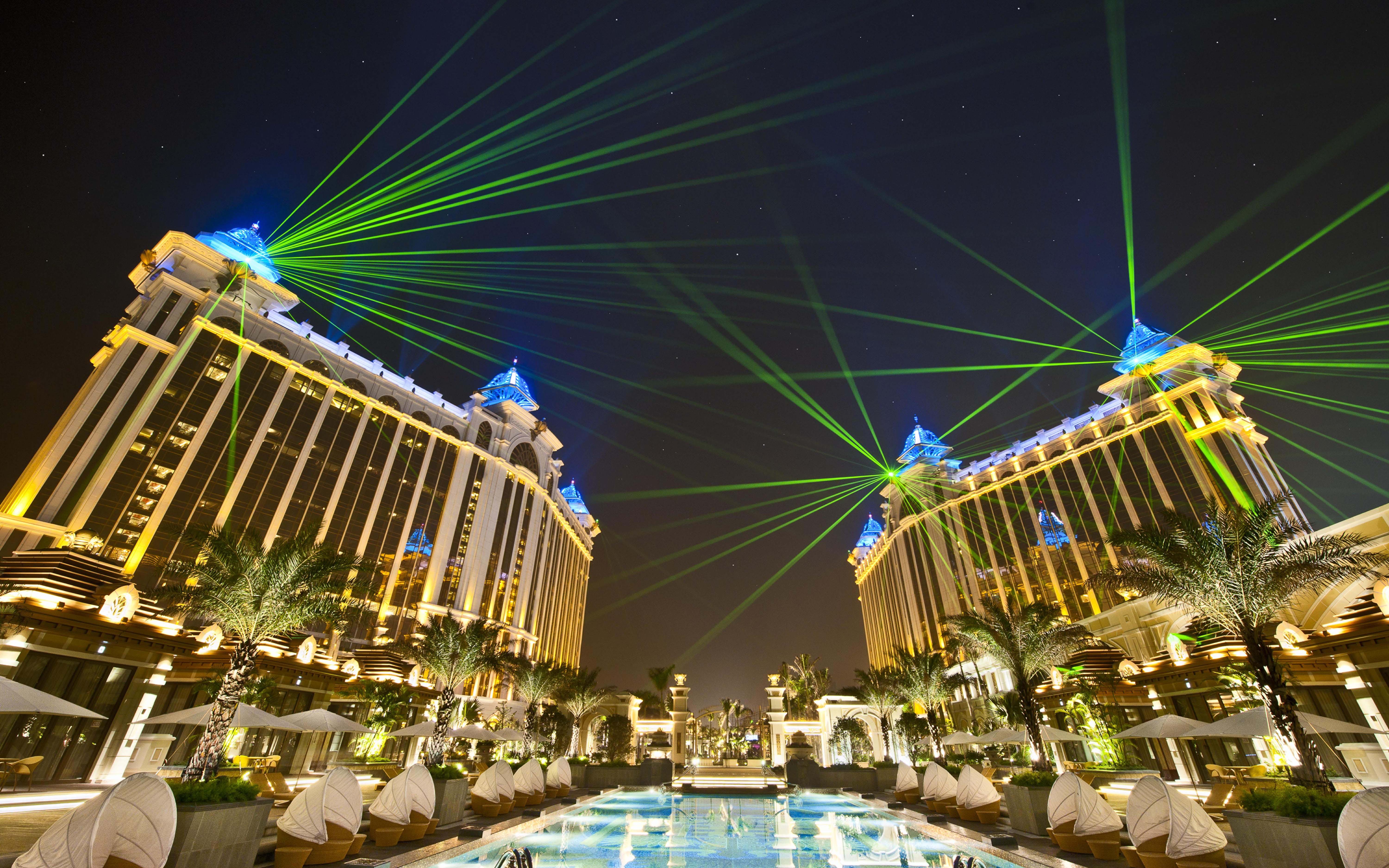 galaxy, cotai, night, beams, hd, laser, 5K, desktop, macau, hotel, HD Wallpaper