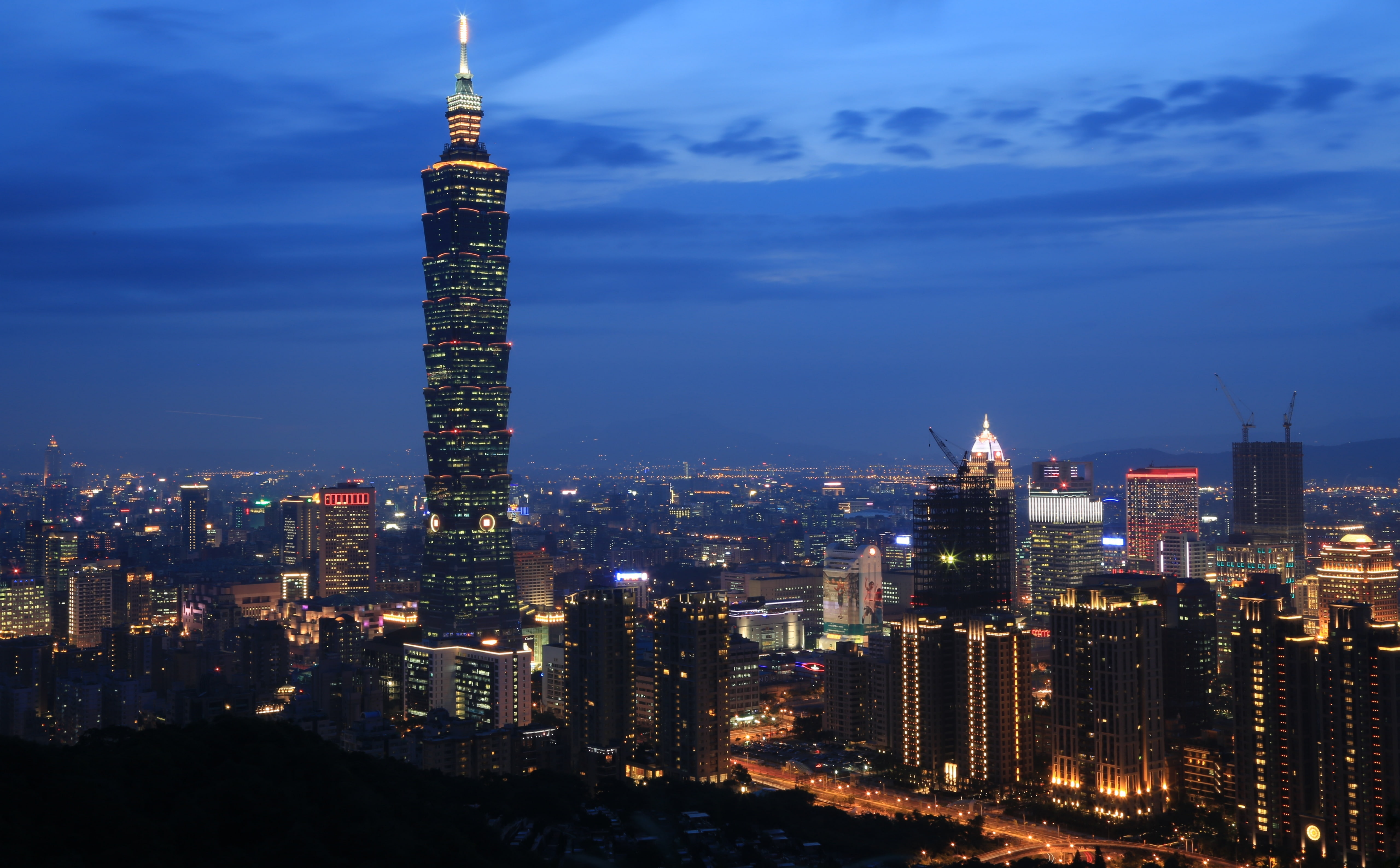 modern, taipei, tower, travel destinations, illuminated, built structure, urban skyline, rise, financial district, City, skyscraper, sky, landscape, tall - high, HD Wallpaper