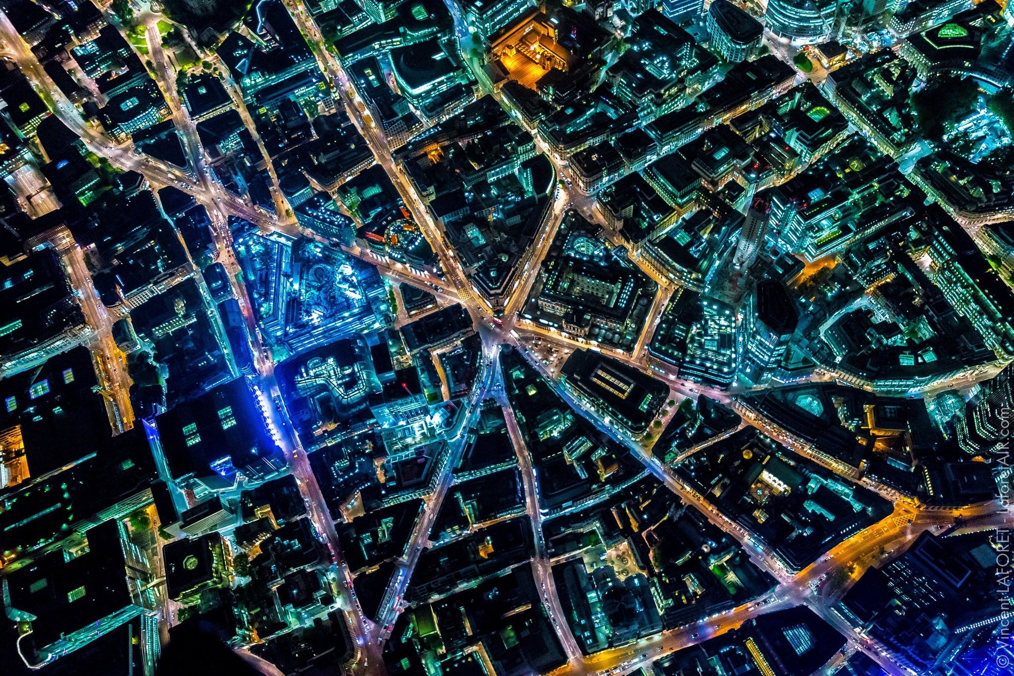 night, built structure, backgrounds, 1080P, glowing, cityscape, full frame, dark, London, high angle view, aerial view, outdoors, no people, nature, celebration, HD Wallpaper