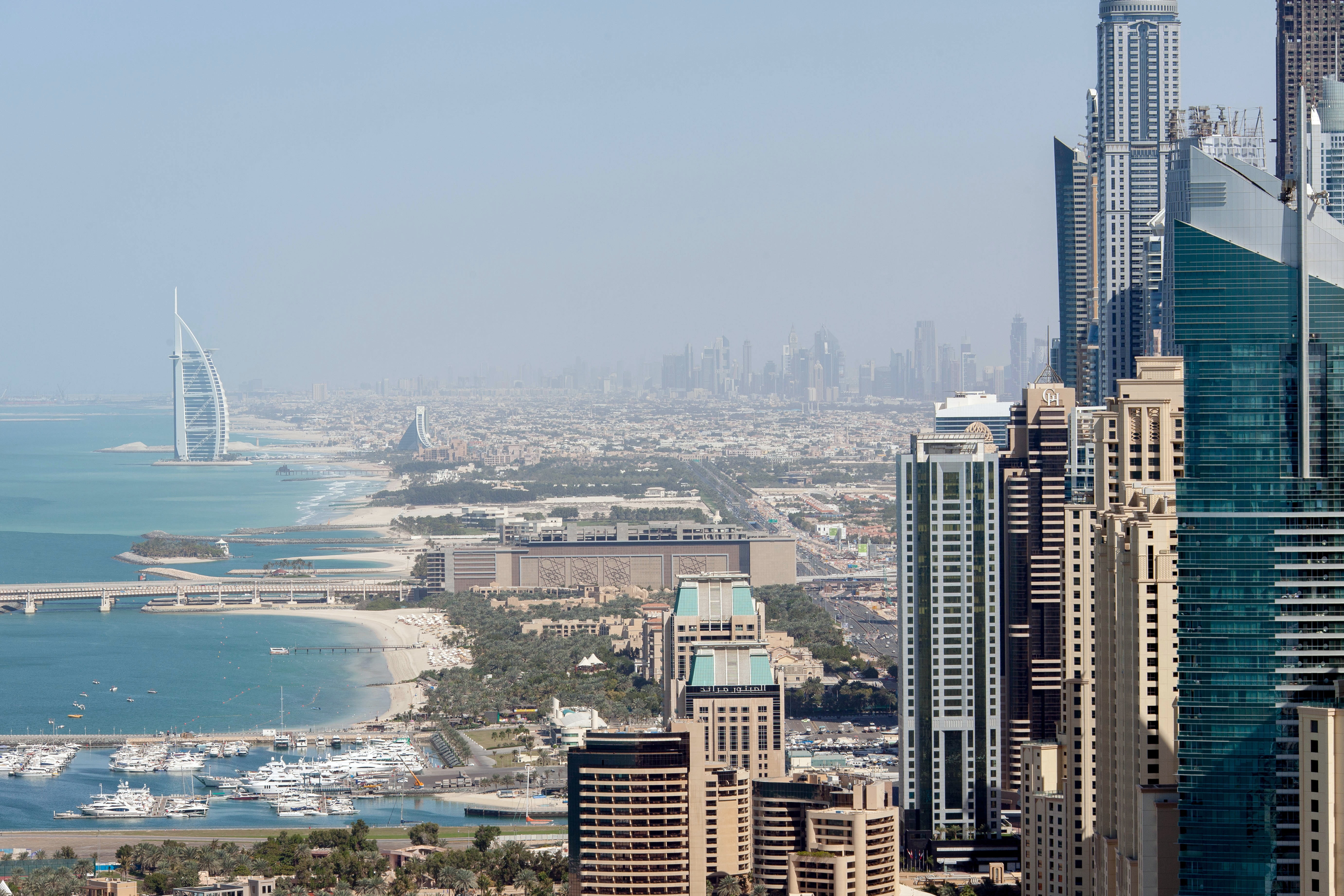 skyscraper, tower, day, outdoors, travel, financial district, skyline, sky, no people, 5K, burj, office, cityscape, modern, nature, architecture, arab, HD Wallpaper