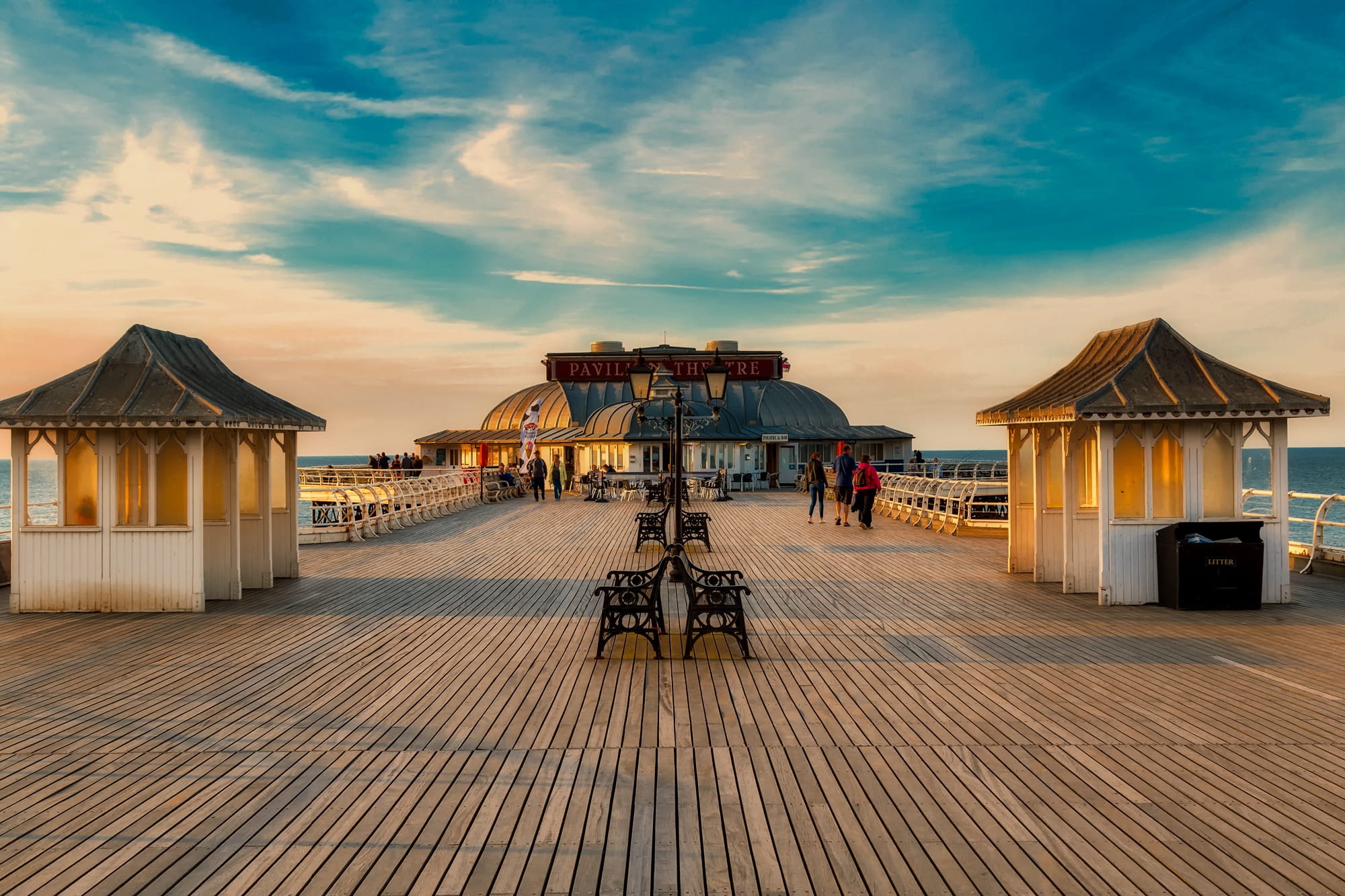 water, sea, black steel, beauty in nature, daytime, vacation, day, tourist spot, outdoors, land, beach, hdr, sky, metal, roof, uk, wooden, sheds, pier, HD Wallpaper
