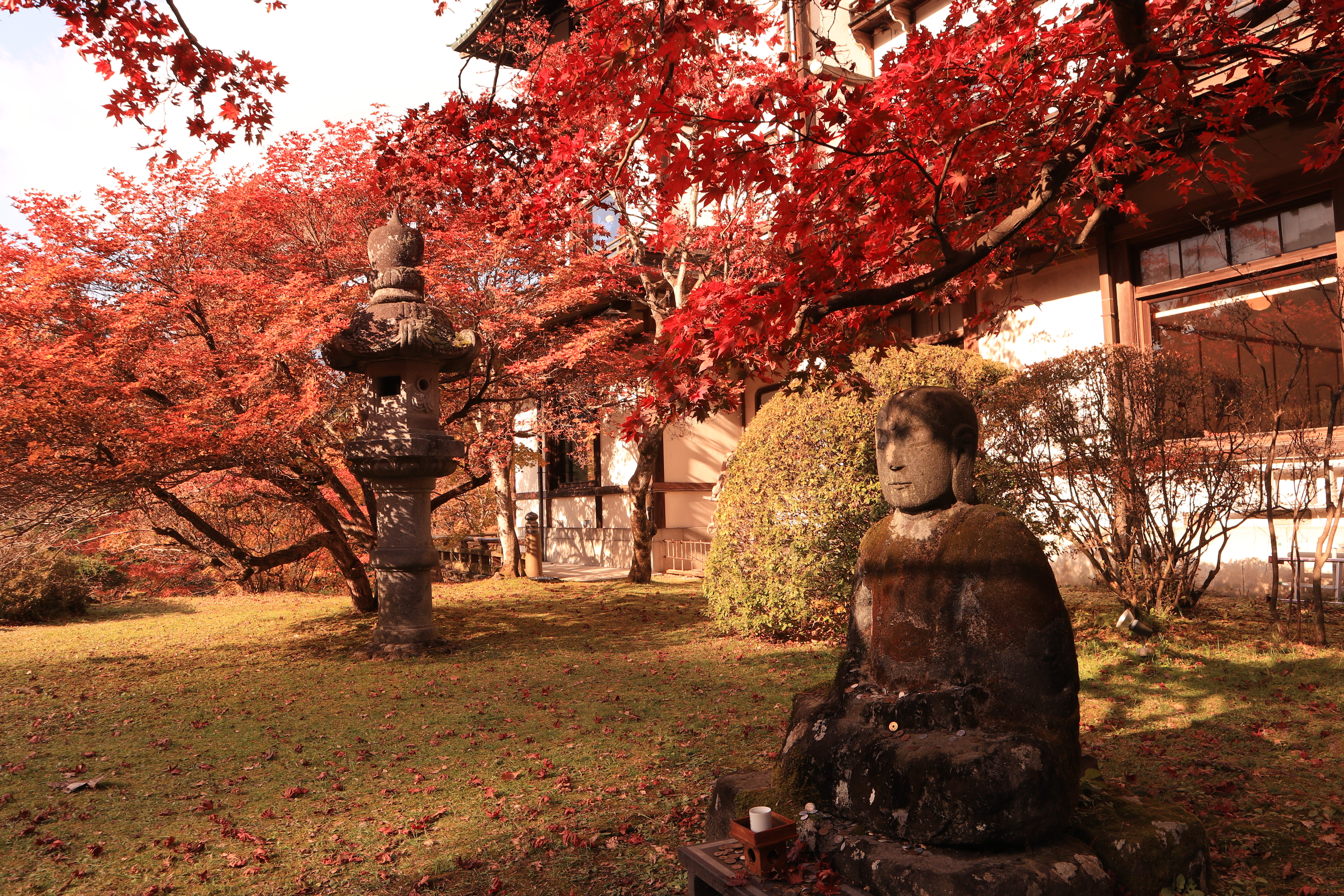 idol, change, pagoda, statue, outdoors, cherry blossom, male likeness, nikko, day, plant, built structure, sculpture, tree, creativity, art and craft, human representation, HD Wallpaper