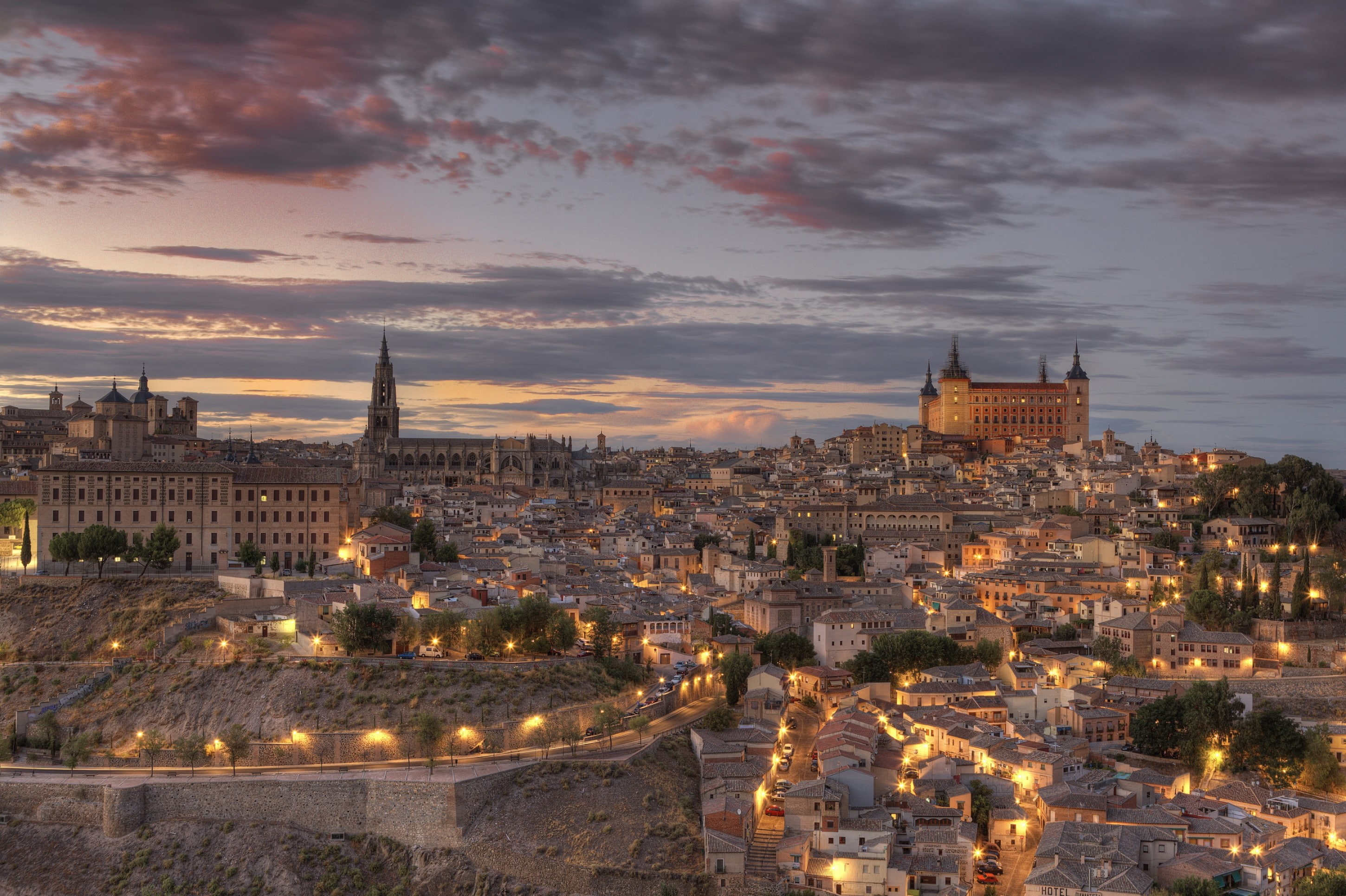 tourism, the past, sky, architecture, place of worship, city, sunset, Toledo, no people, history, dusk, building, built structure, cloud - sky, illuminated, HD Wallpaper