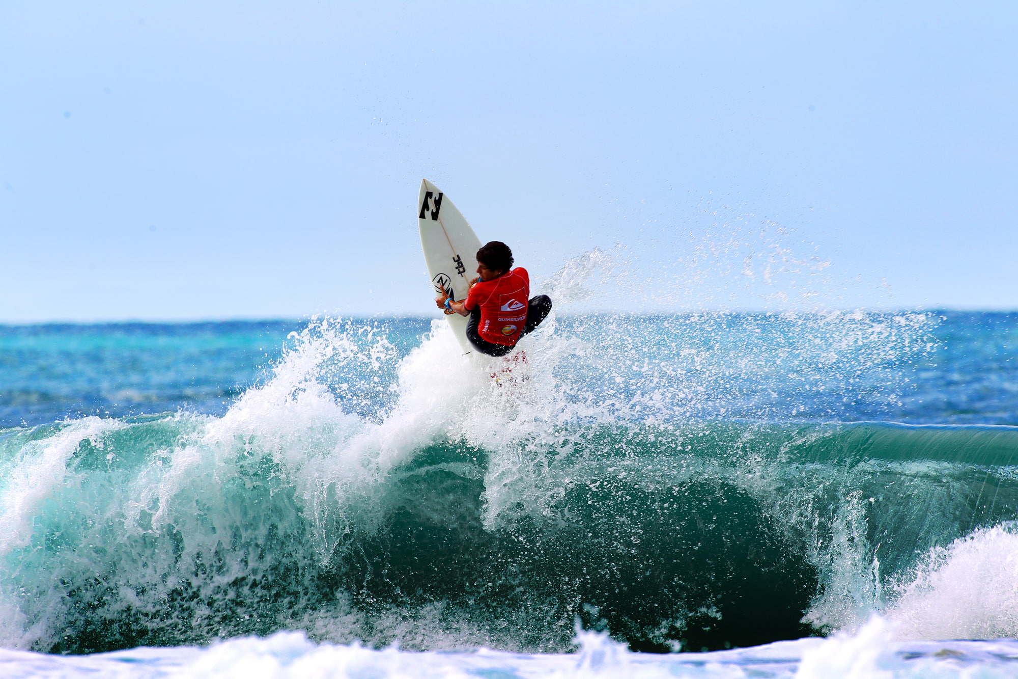splash, surfing, surfer, squirt, Brazilian Storm, Filipe Toledo, 1080P, wave, surfboard, extreme sports, HD Wallpaper