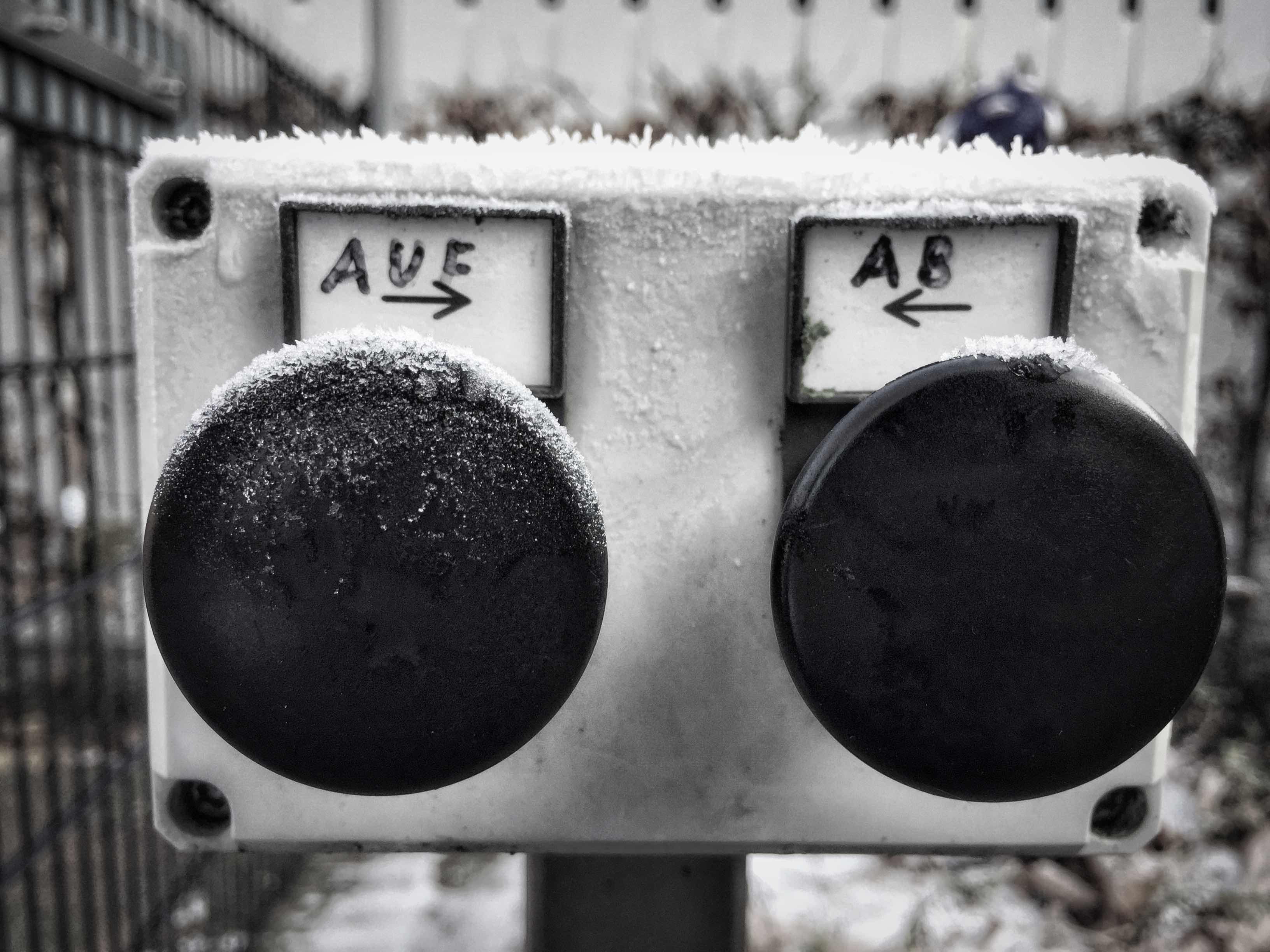 sign, black color, ab, outdoors, technology, button, emden, control, number, down, up, auf, deutschland, no people, push button, snow, 2K, western script, HD Wallpaper