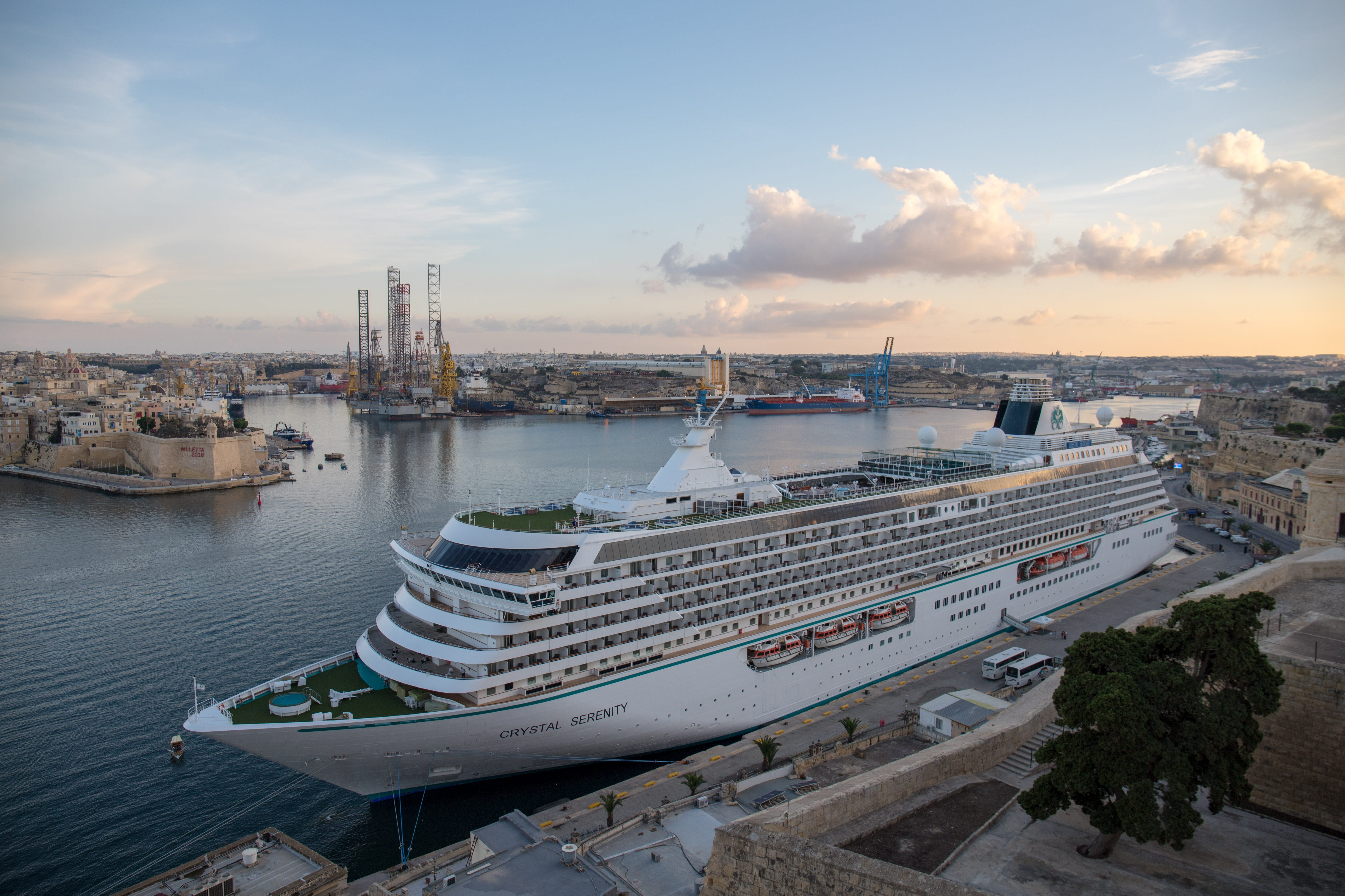 moored, sky, cruise liner, mode of transportation, 5K, transportation, architecture, sea, sunset, outdoors, water, travel, nautical vessel, coast, valletta, HD Wallpaper