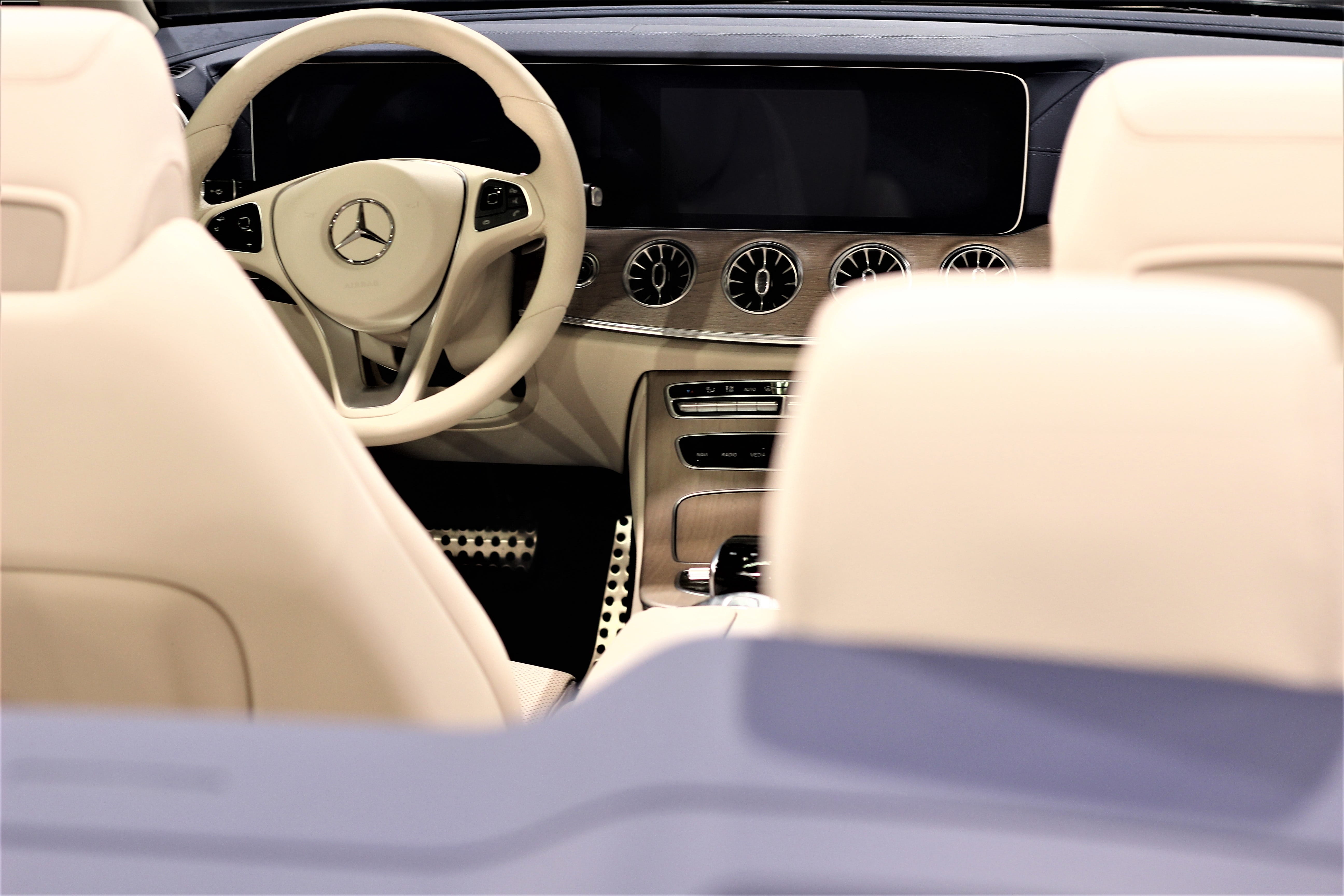 car, travel, mode of transportation, motor vehicle, windshield, selective focus, land vehicle, close-up, vehicle interior, technology, speed, car interior, HD Wallpaper